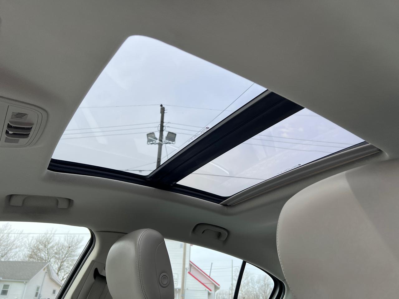 Buick LaCrosse 4dr Sdn Premium 1 FWD 2012