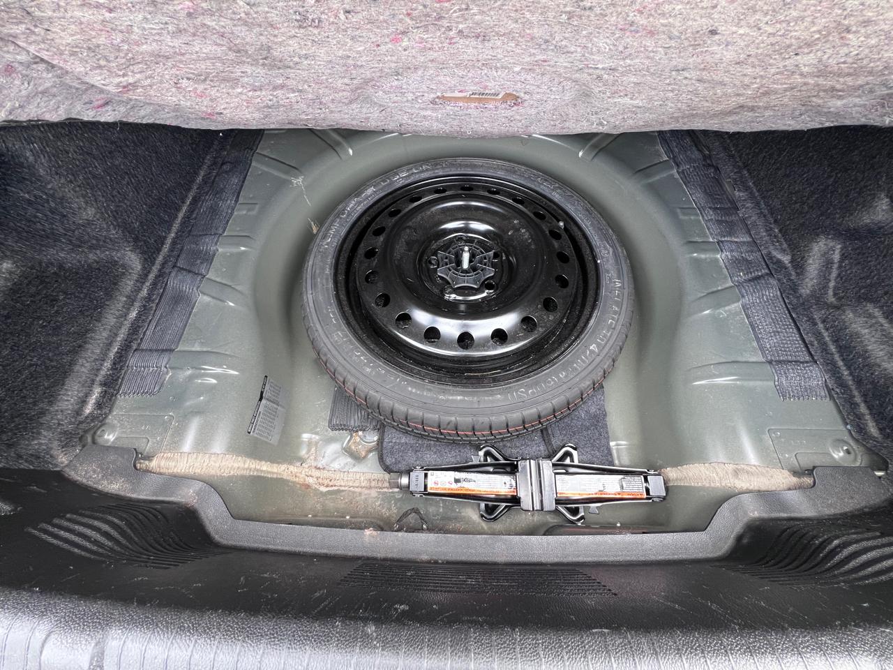 Buick LaCrosse 4dr Sdn Premium 1 FWD 2012