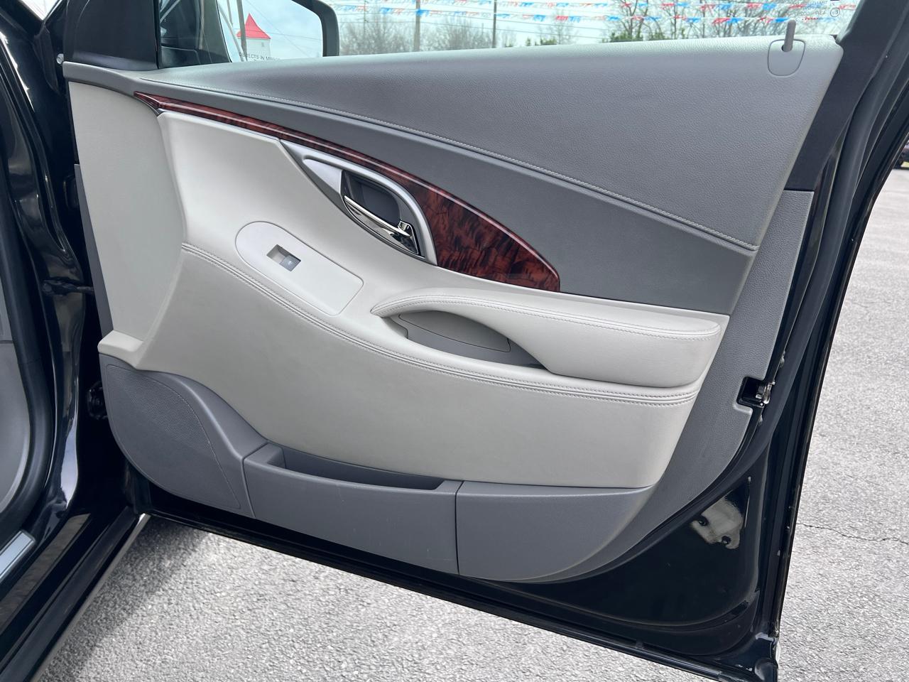 Buick LaCrosse 4dr Sdn Premium 1 FWD 2012