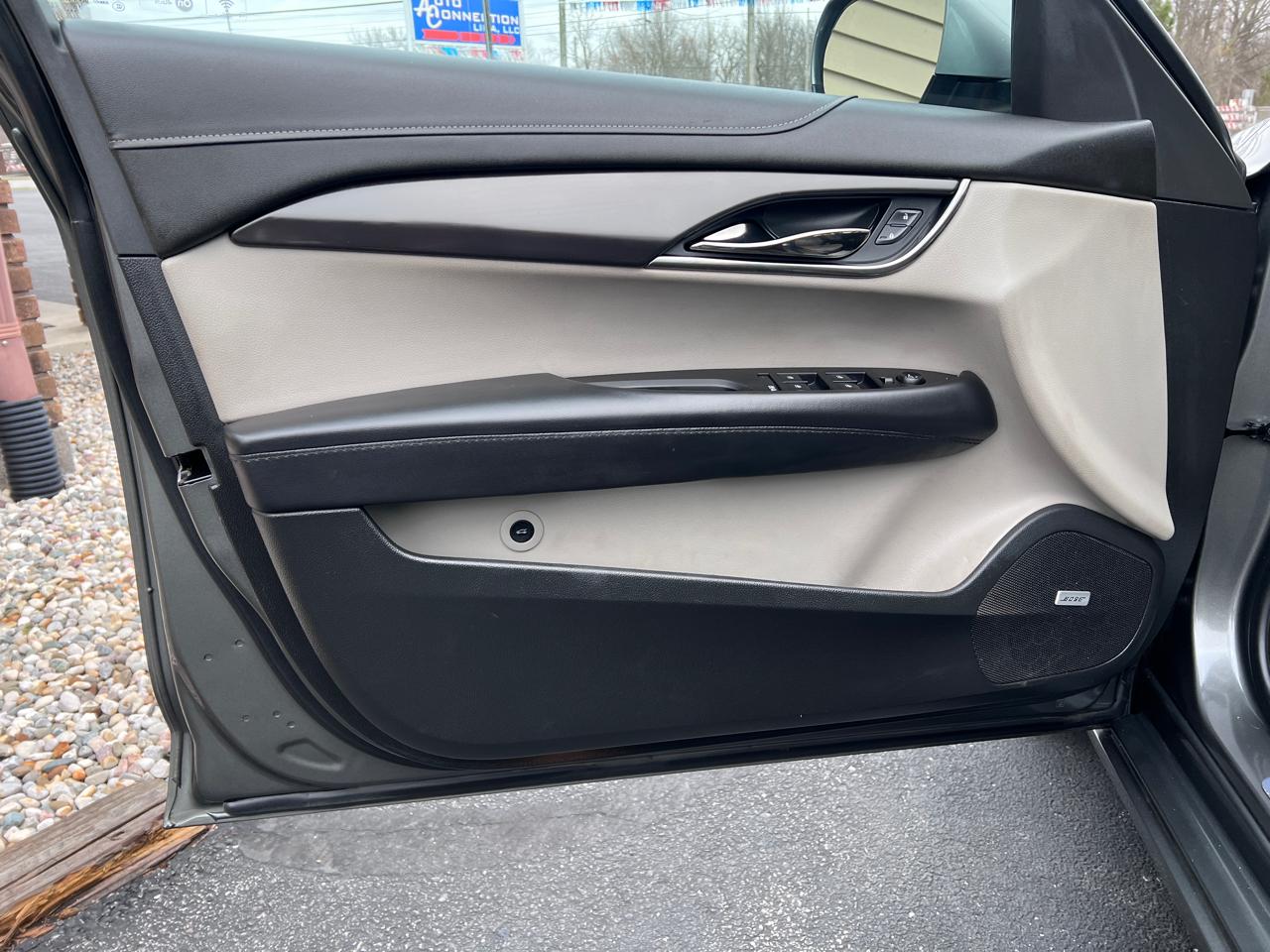 Cadillac ATS Sedan 4dr Sdn 2.0L AWD 2017