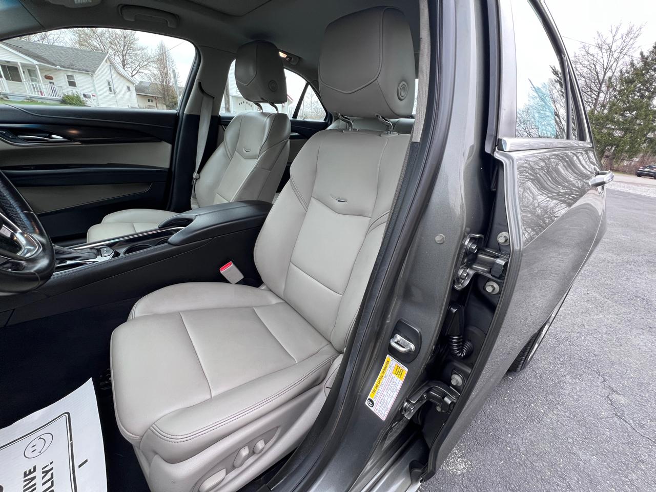 Cadillac ATS Sedan 4dr Sdn 2.0L AWD 2017