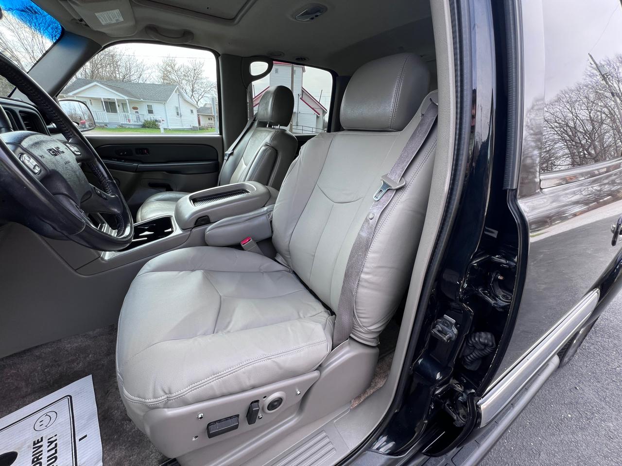 GMC Yukon XL 4dr 1500 SLT 2003