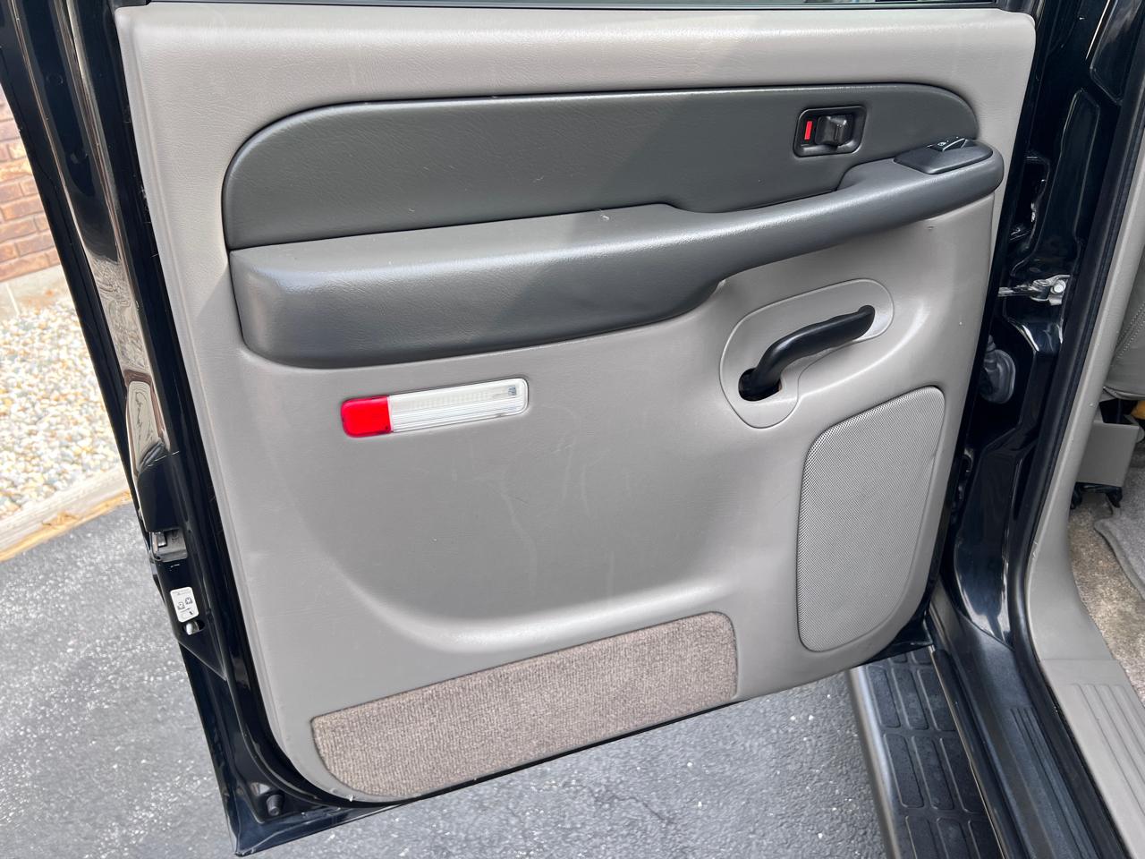 GMC Yukon XL 4dr 1500 SLT 2003