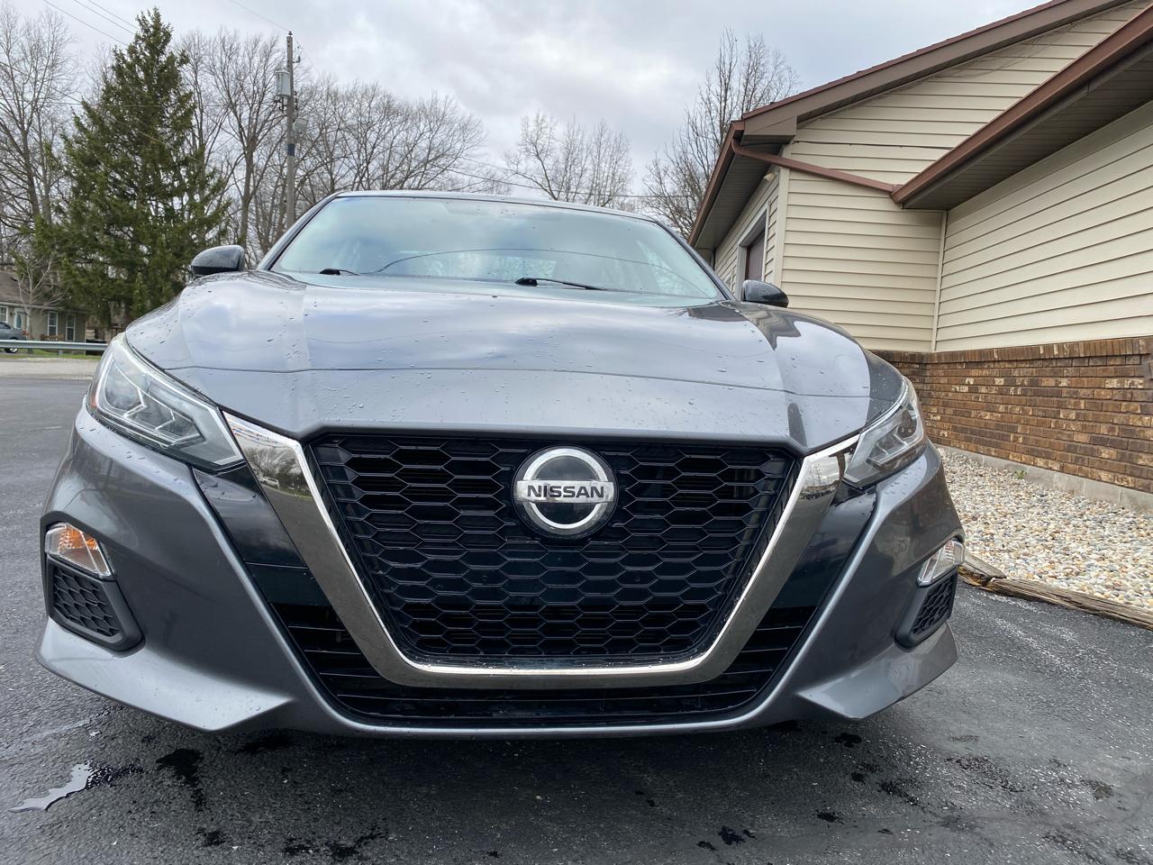 Nissan Altima 2.5 SR Sedan 2019