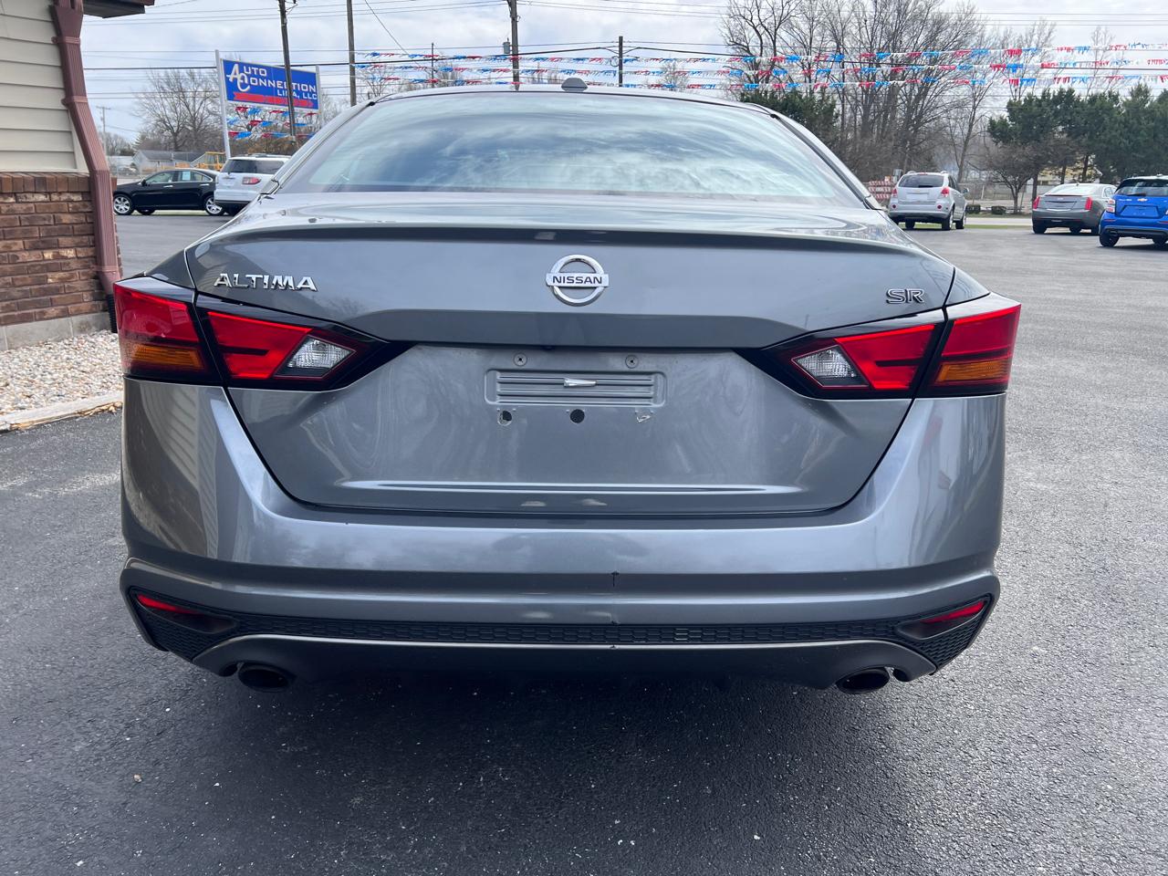 Nissan Altima 2.5 SR Sedan 2019