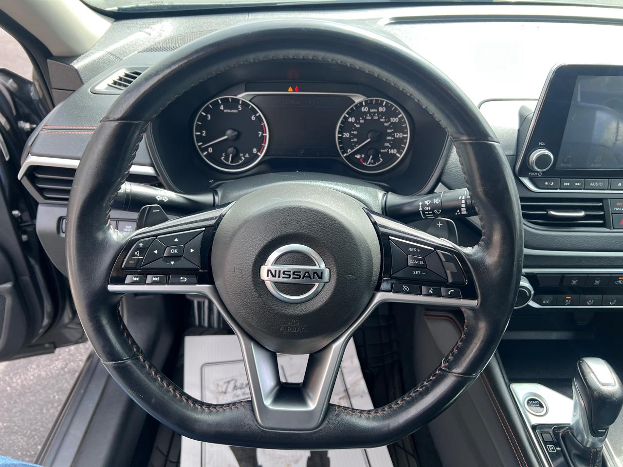 Nissan Altima 2.5 SR Sedan 2019