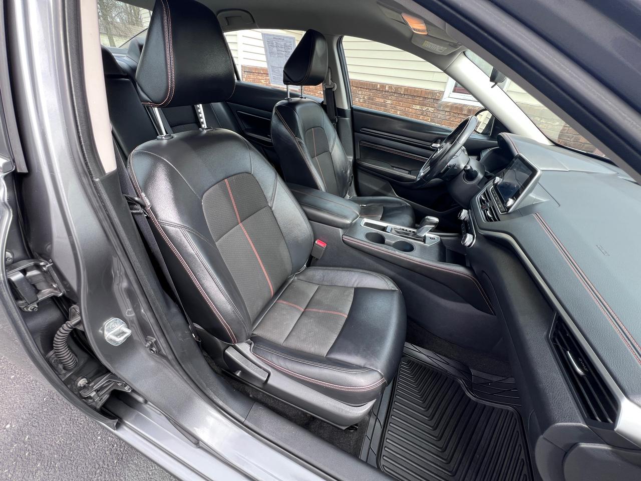 Nissan Altima 2.5 SR Sedan 2019