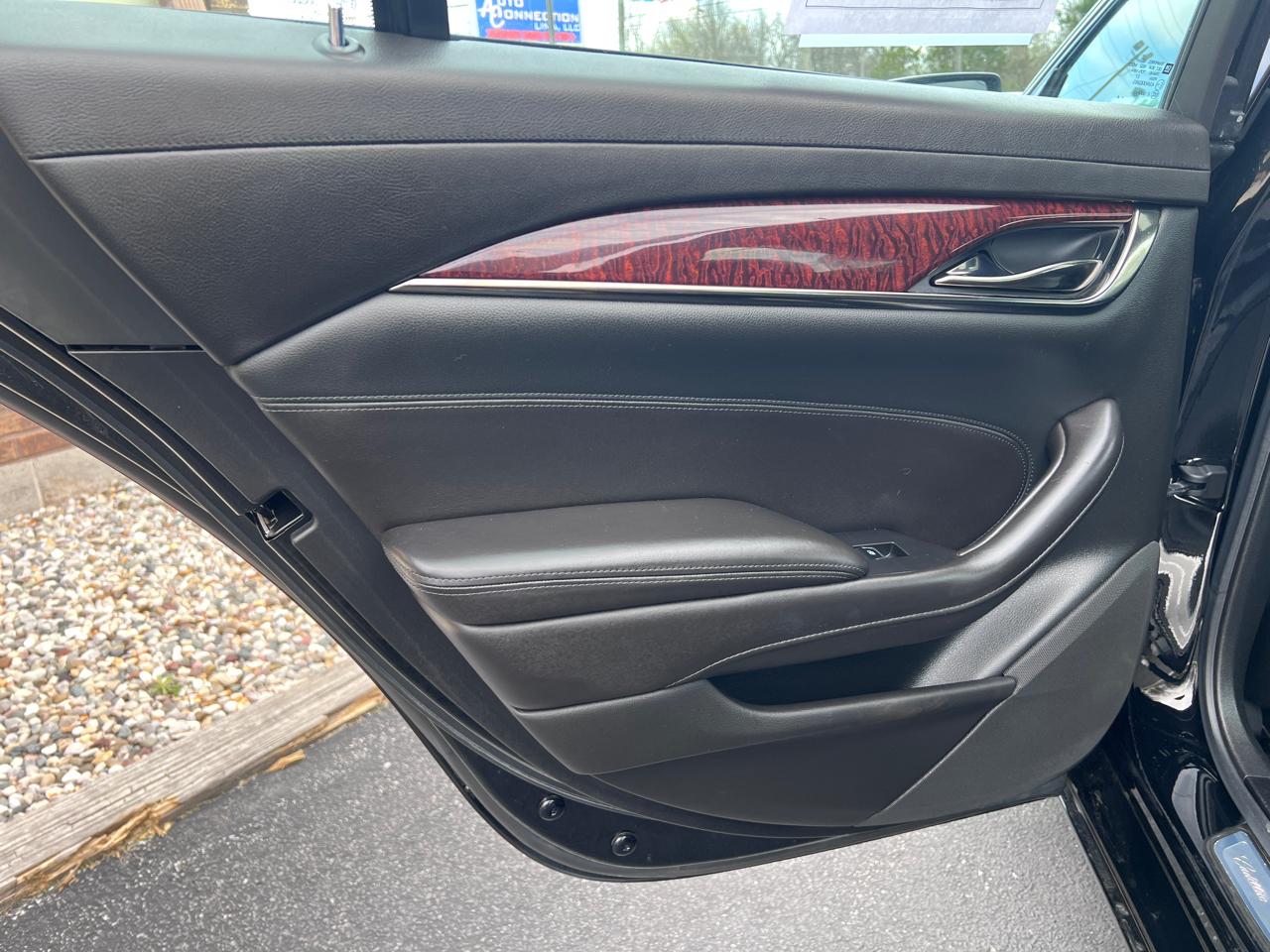 Cadillac CTS Sedan 4dr Sdn 2.0L Turbo Luxury AWD 2014