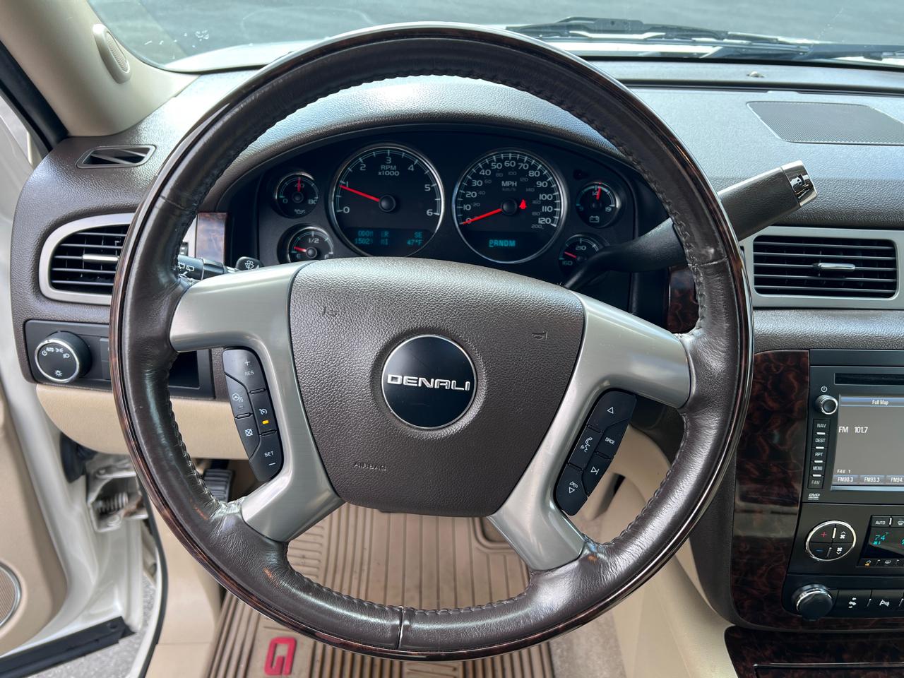 GMC Yukon AWD 4dr Denali 2014