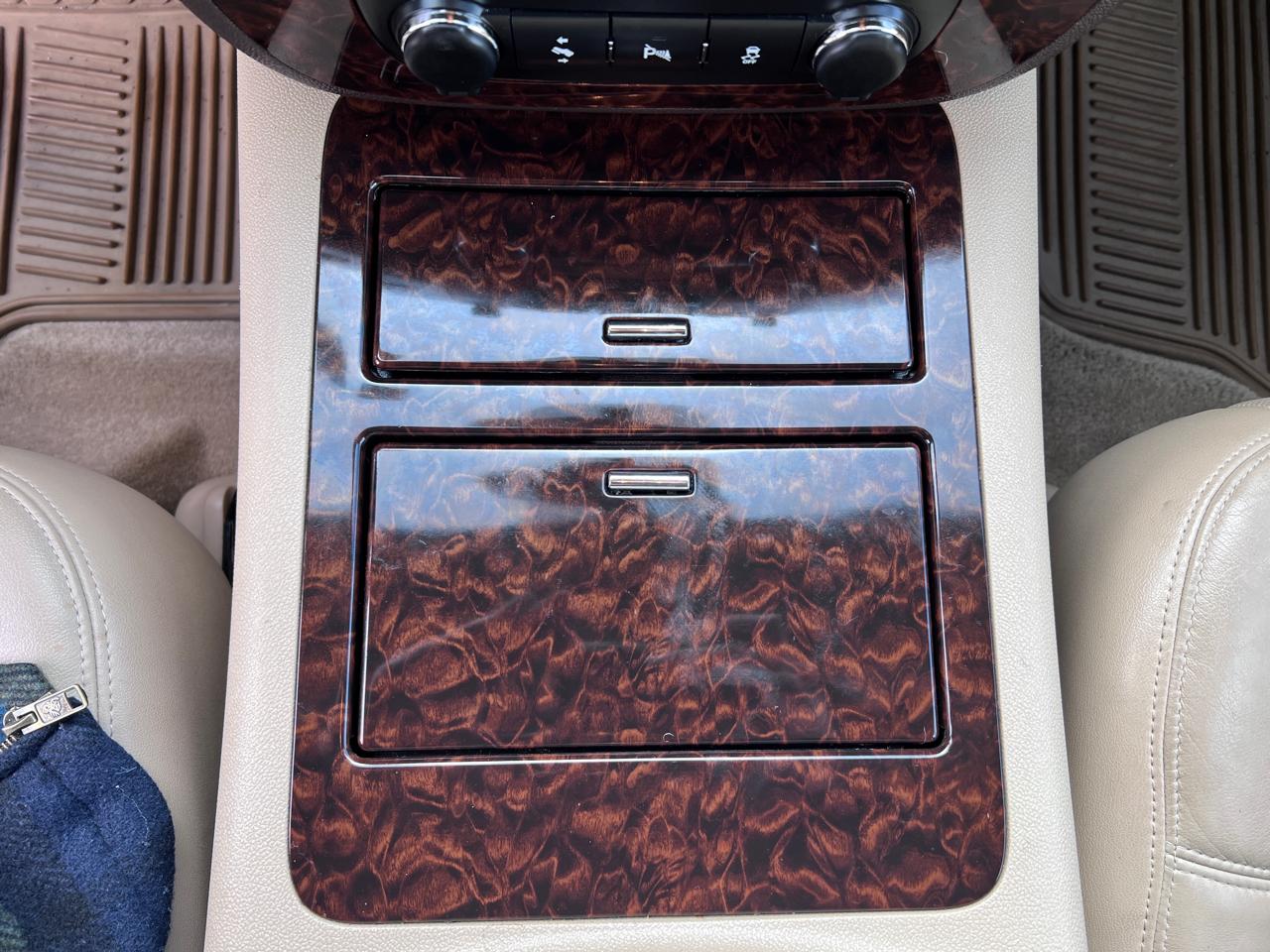 GMC Yukon AWD 4dr Denali 2014