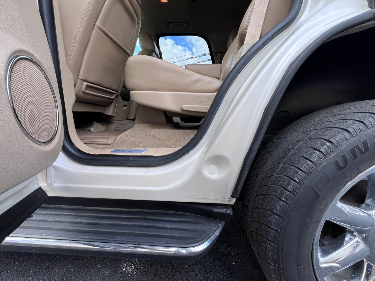 GMC Yukon AWD 4dr Denali 2014