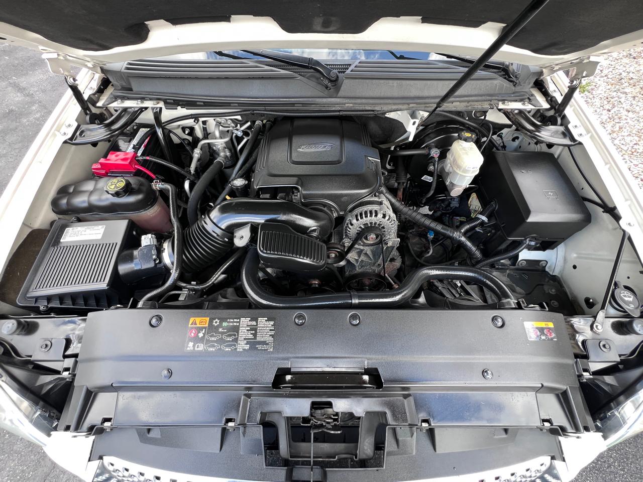 GMC Yukon AWD 4dr Denali 2014