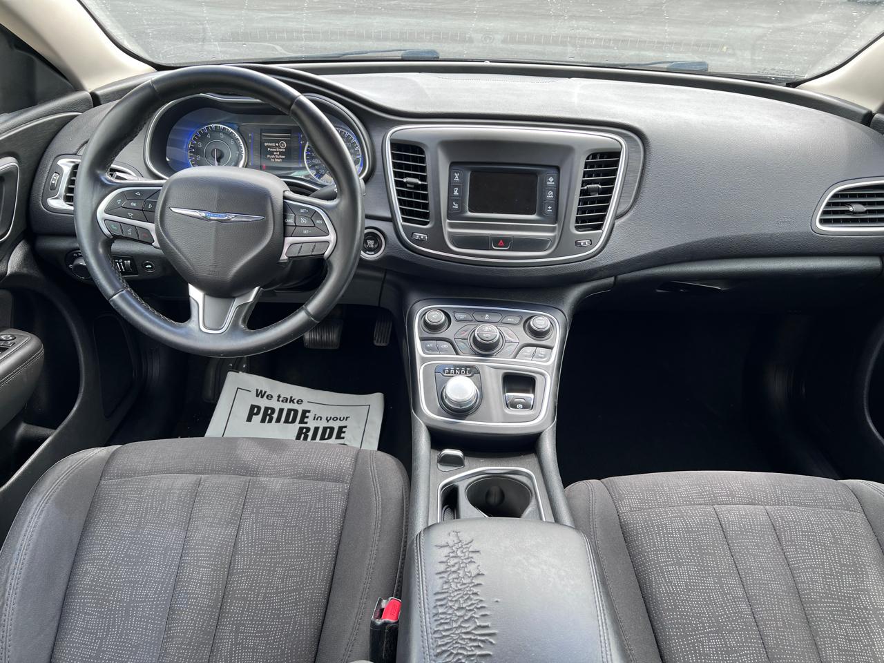 Chrysler 200 4dr Sdn Limited FWD 2015