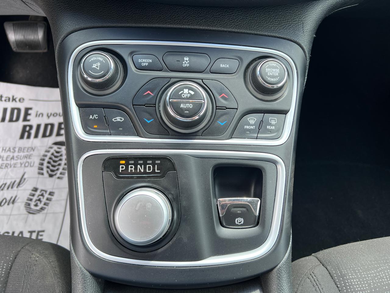 Chrysler 200 4dr Sdn Limited FWD 2015