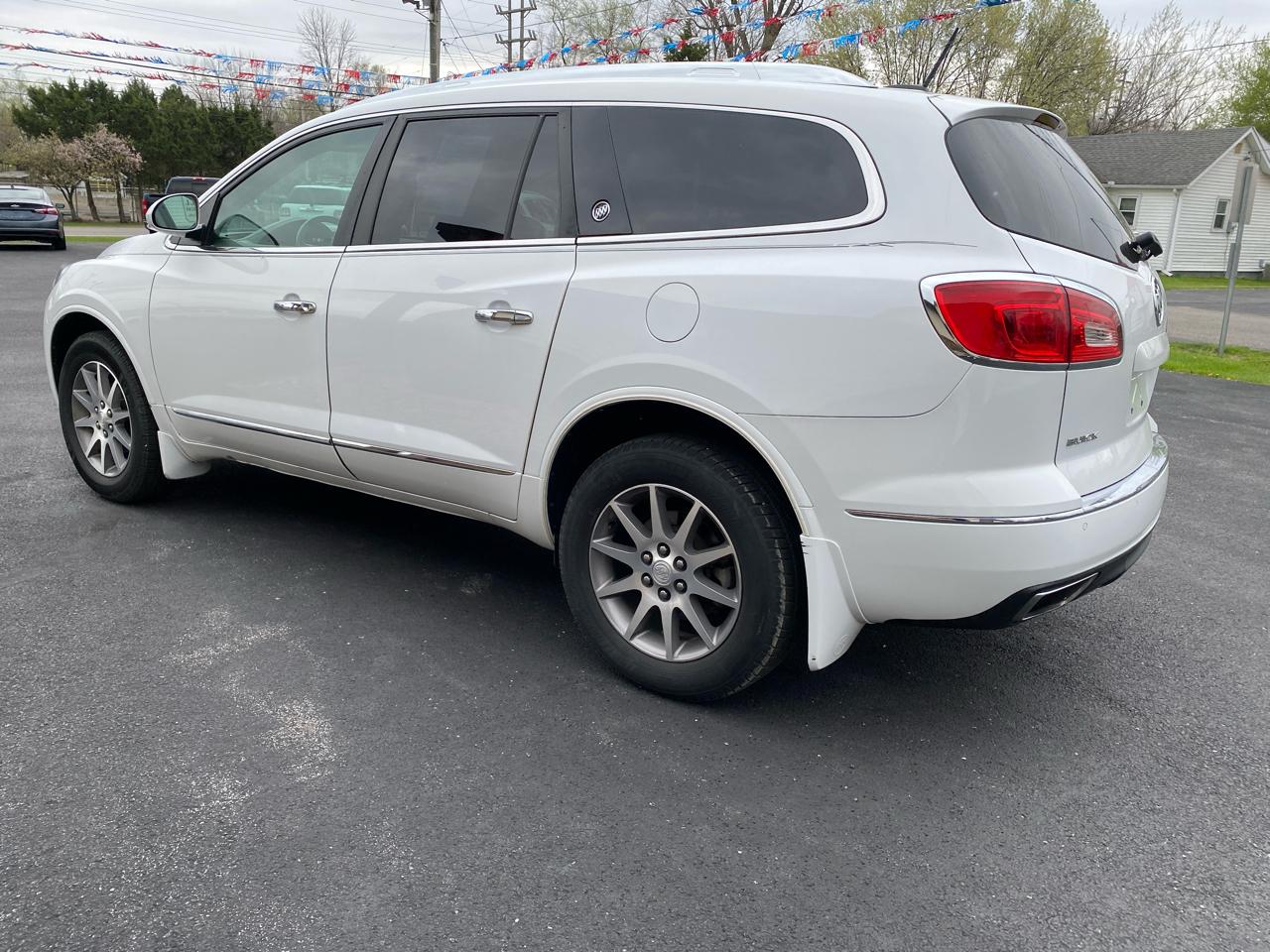 Buick Enclave FWD 4dr Convenience 2017