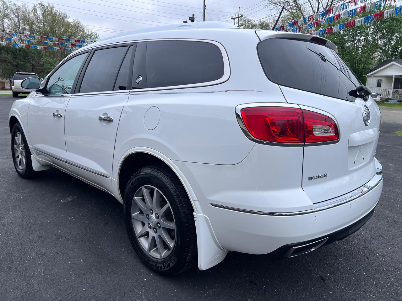 Buick Enclave FWD 4dr Convenience 2017