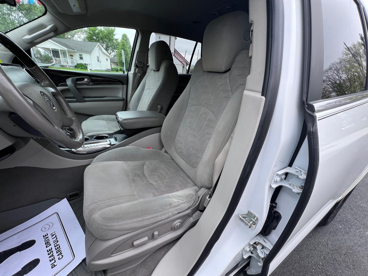 Buick Enclave FWD 4dr Convenience 2017