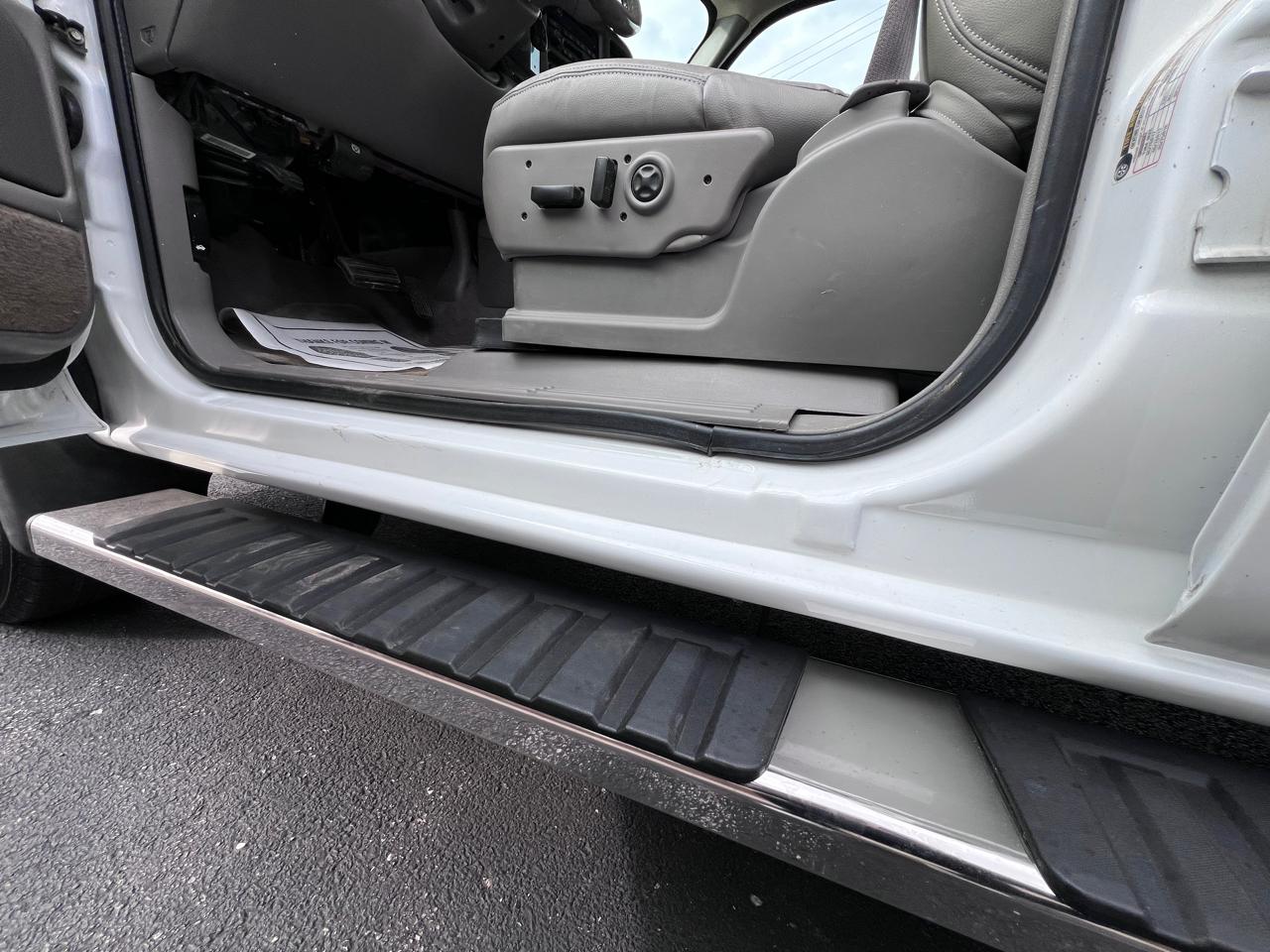 GMC Sierra Denali Crew Cab 143.5" WB 2005