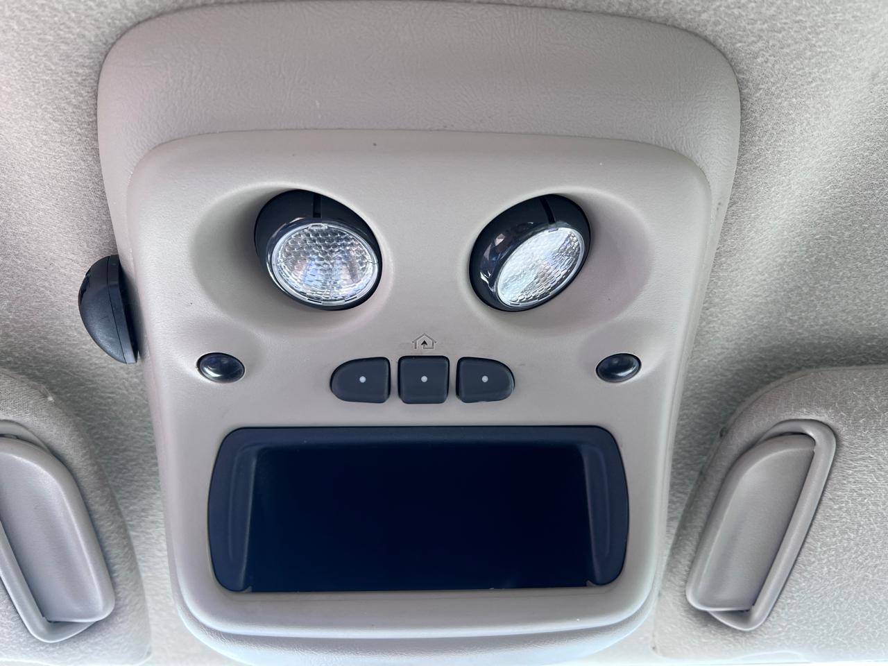 GMC Sierra Denali Crew Cab 143.5" WB 2005