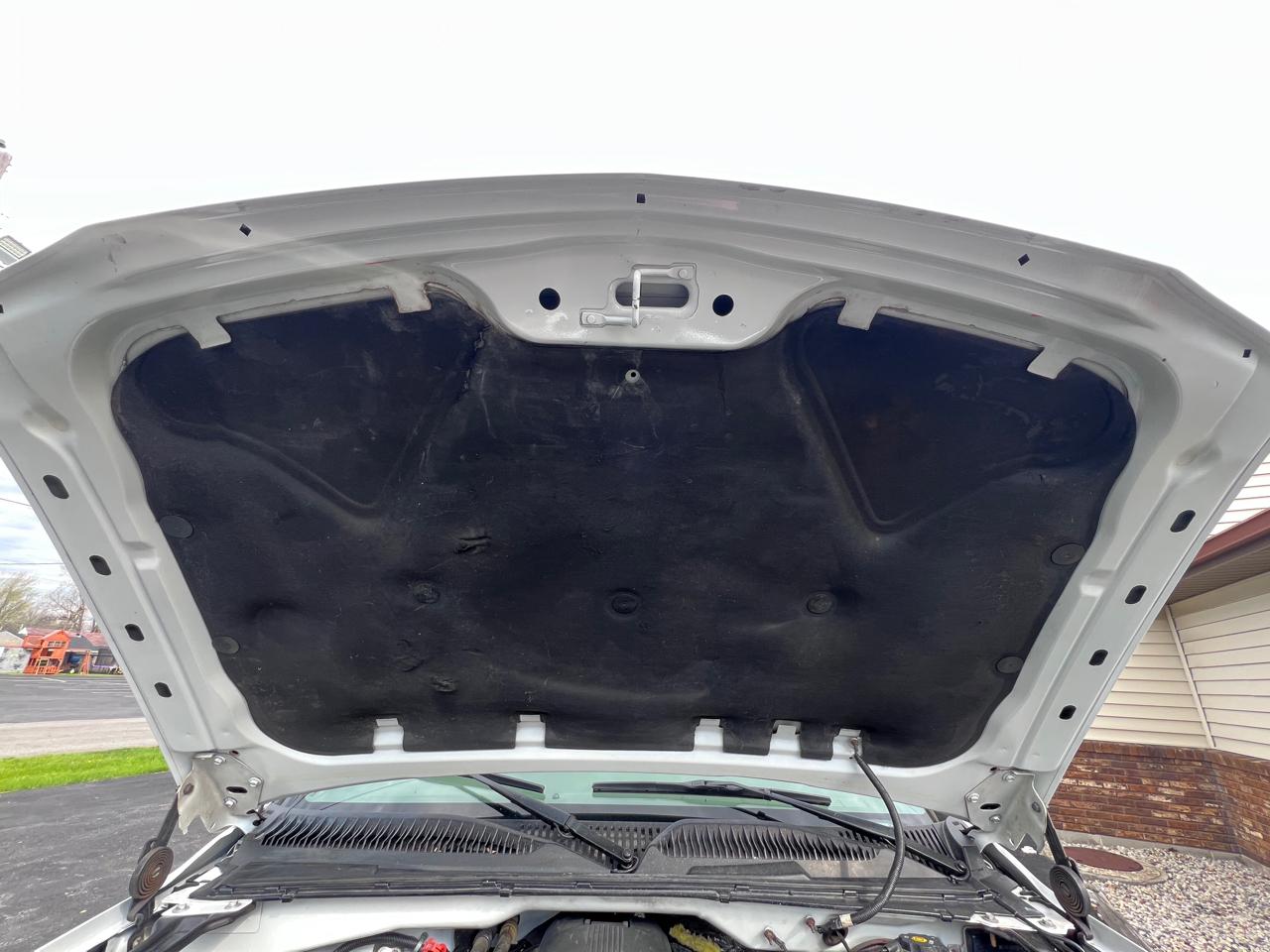 GMC Sierra Denali Crew Cab 143.5" WB 2005