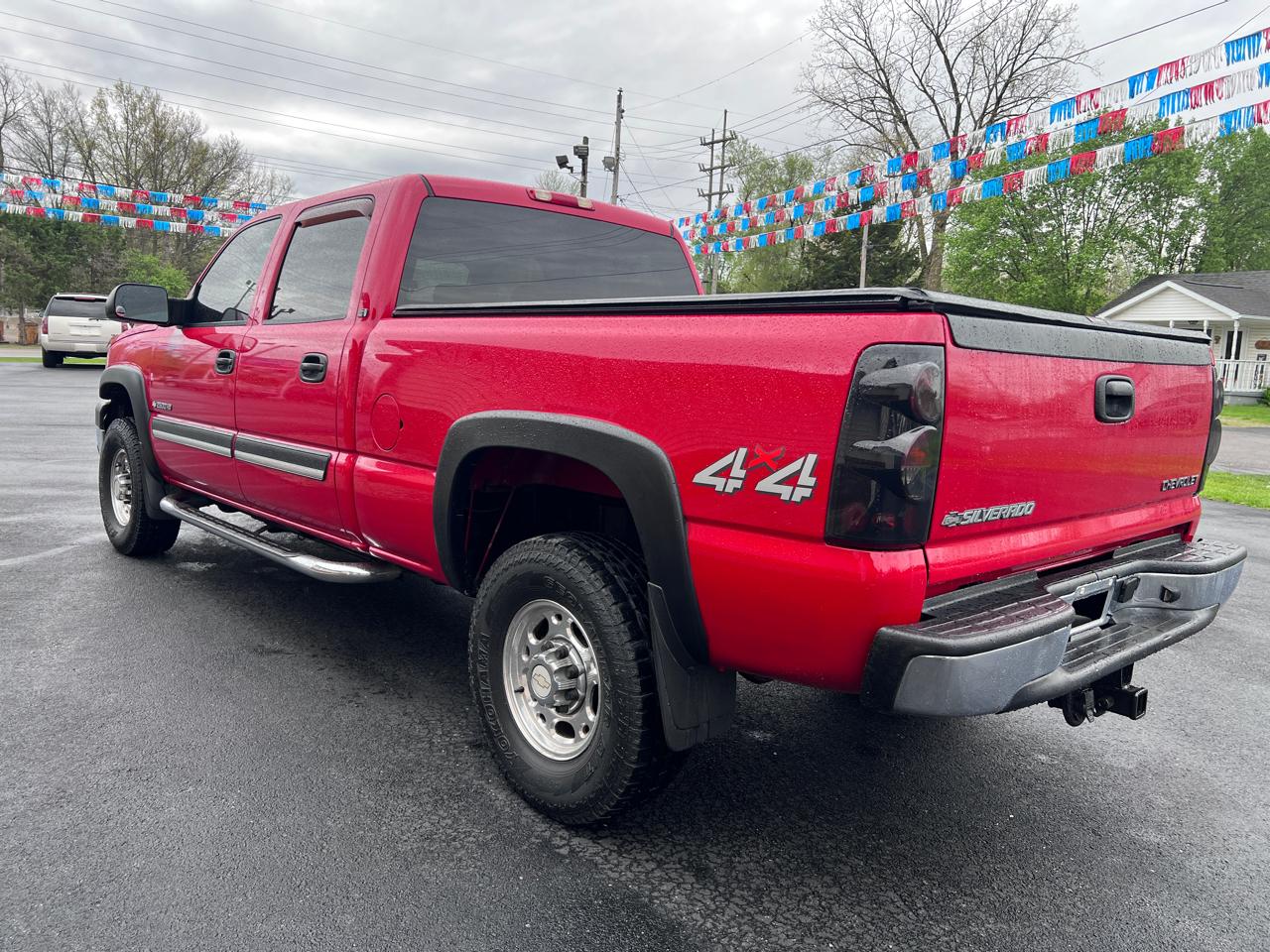 Chevrolet Silverado 2500HD Crew Cab 153" WB 4WD LT 2005