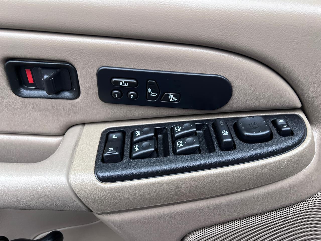 Chevrolet Silverado 2500HD Crew Cab 153" WB 4WD LT 2005