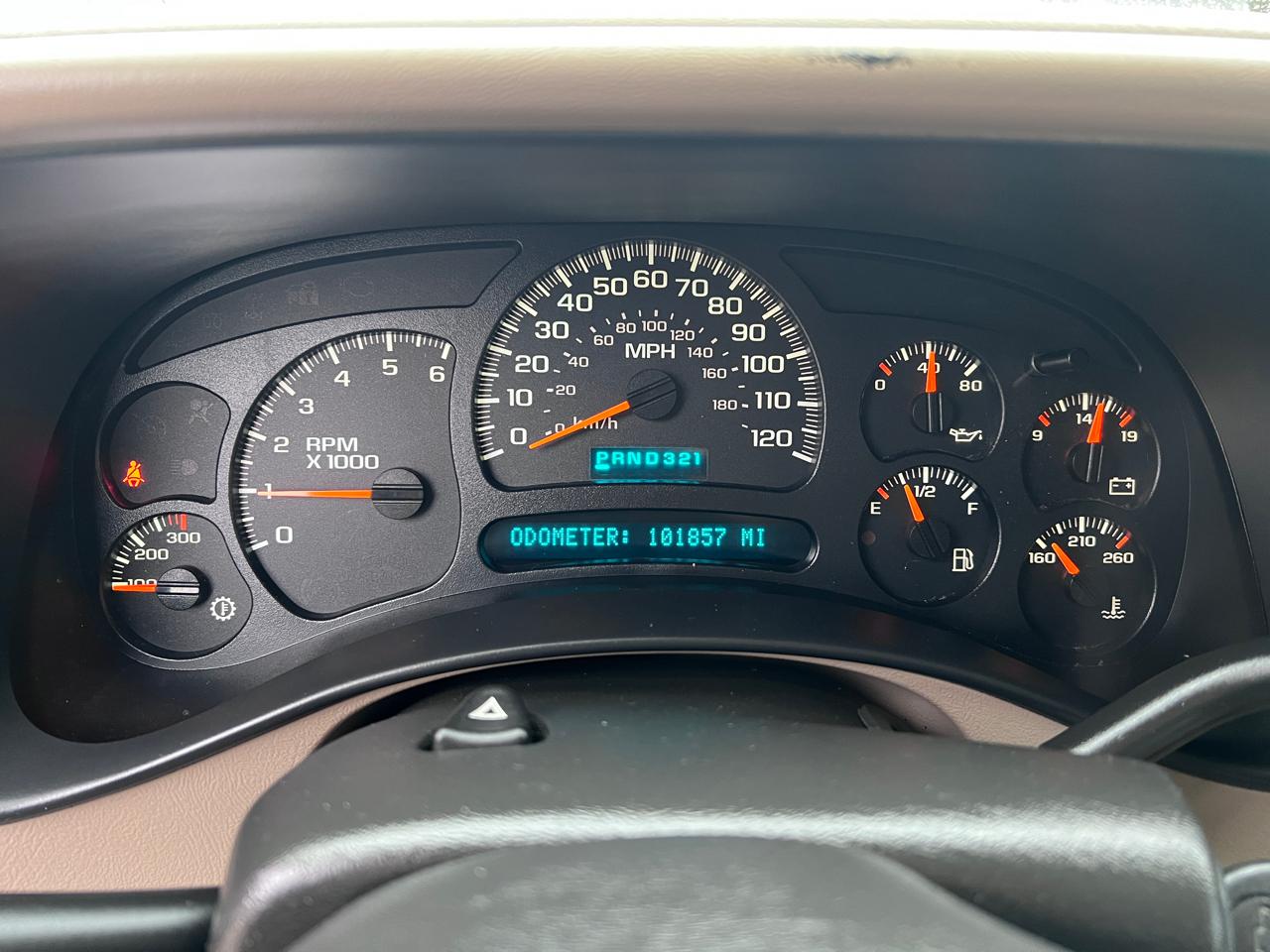 Chevrolet Silverado 2500HD Crew Cab 153" WB 4WD LT 2005