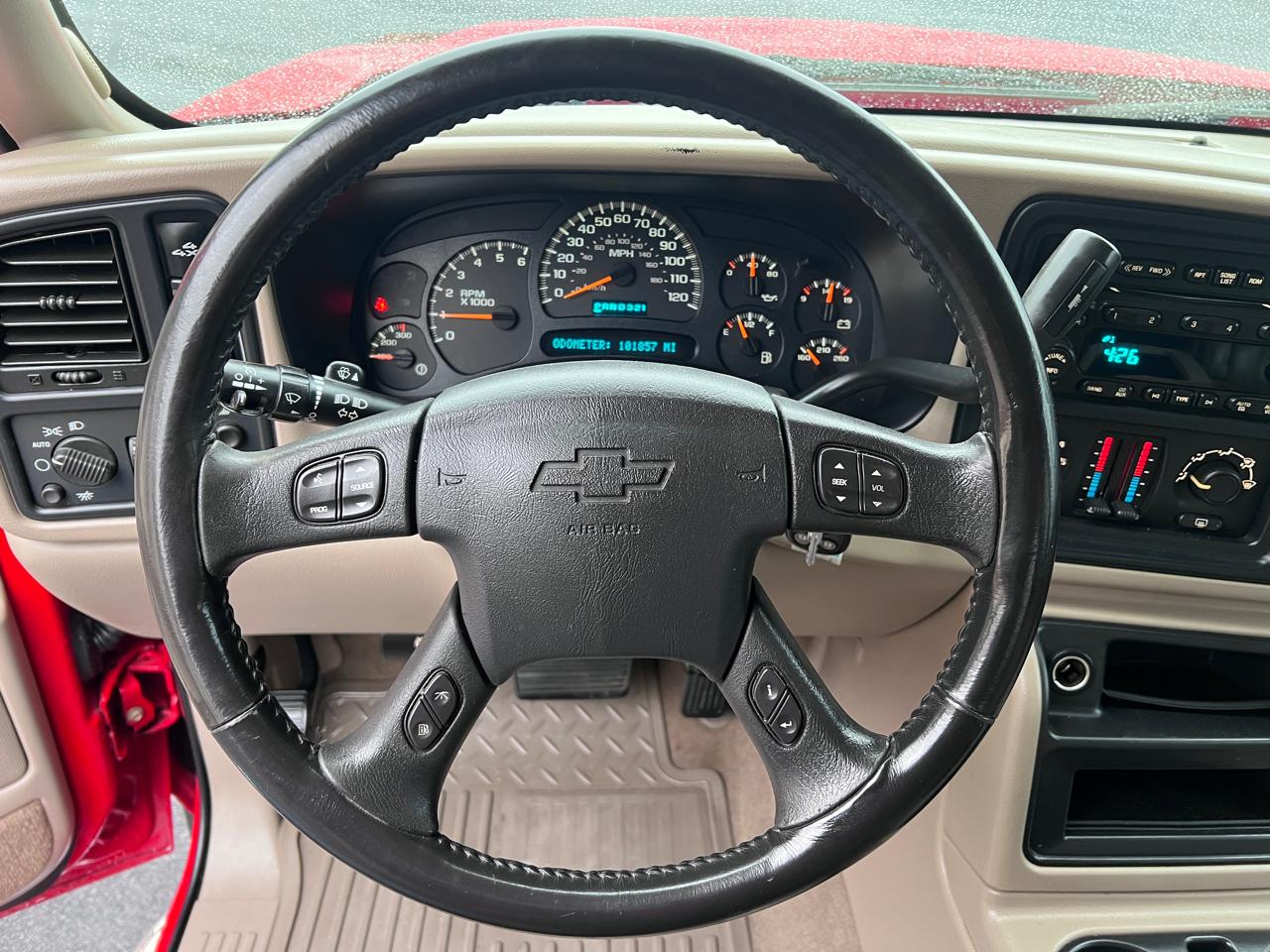 Chevrolet Silverado 2500HD Crew Cab 153" WB 4WD LT 2005