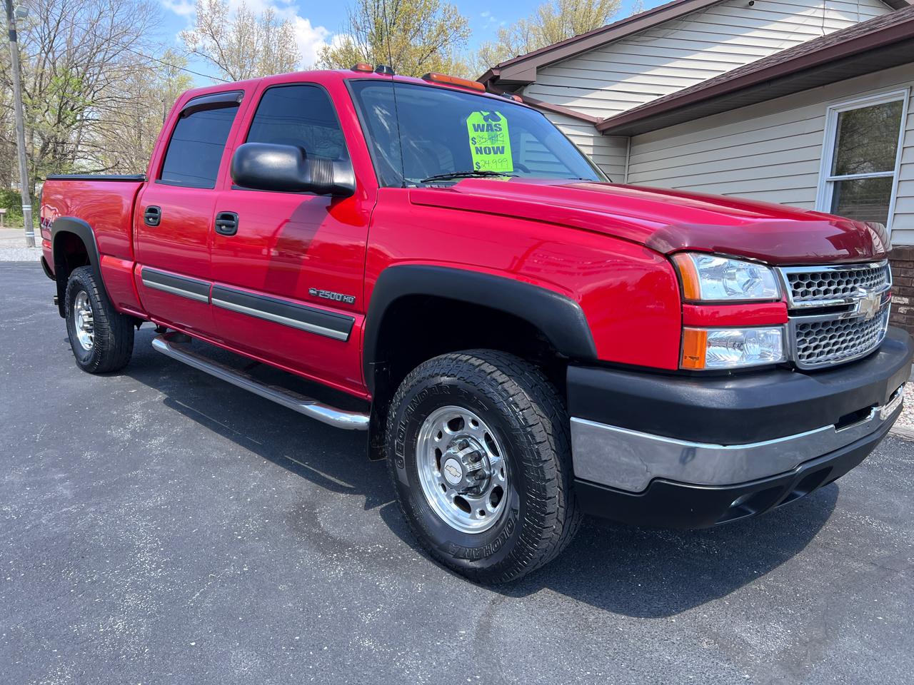 Chevrolet Silverado 2500HD Crew Cab 153" WB 4WD LT 2005