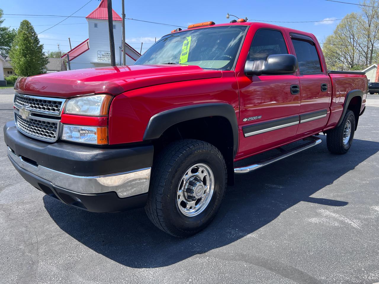 Chevrolet Silverado 2500HD Crew Cab 153" WB 4WD LT 2005