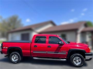 2005 Chevrolet Silverado 2500HD Crew Cab 153" WB 4WD LT
