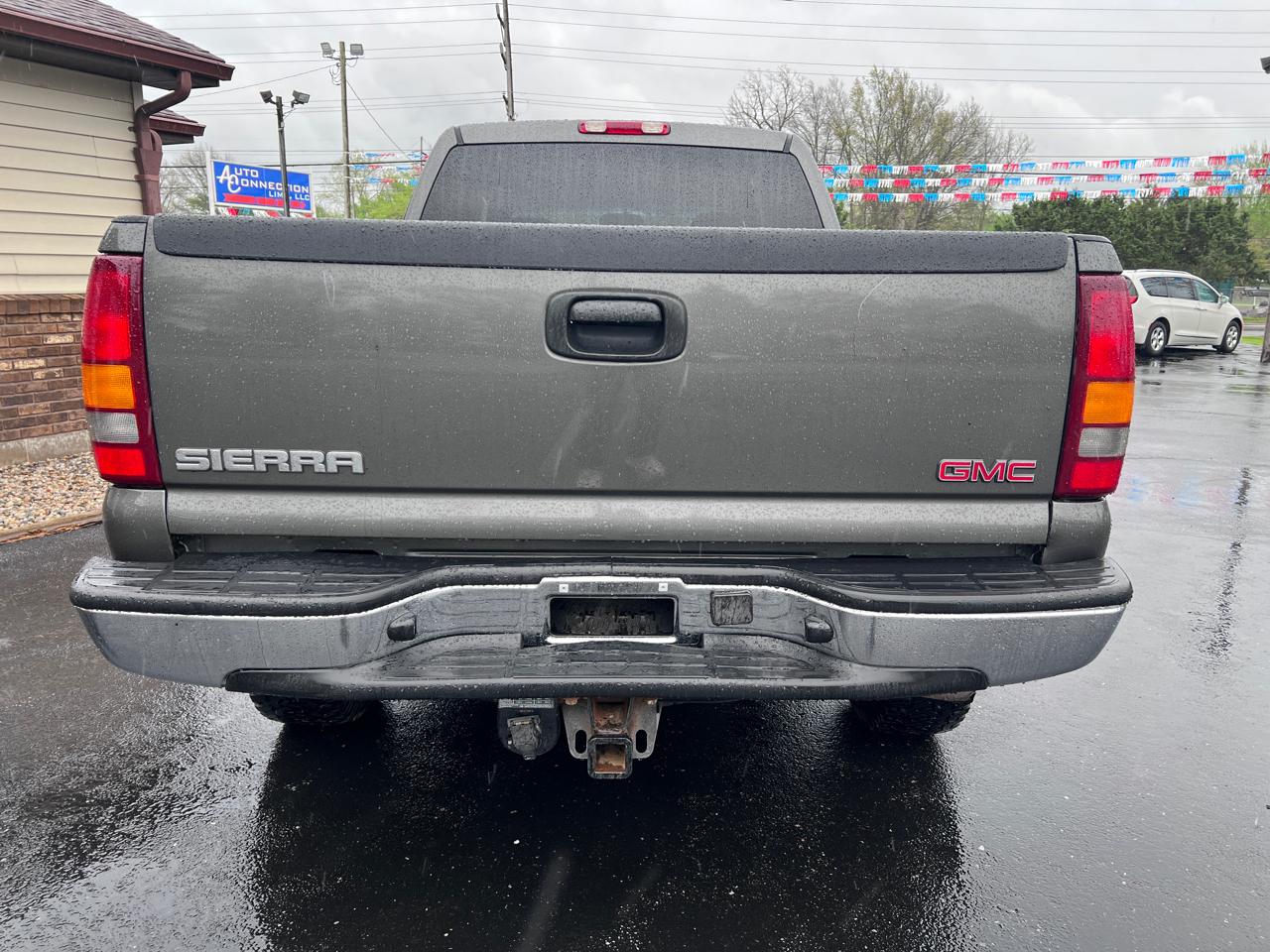 GMC Sierra 1500HD Crew Cab 153.0" WB 4WD SLT 2002