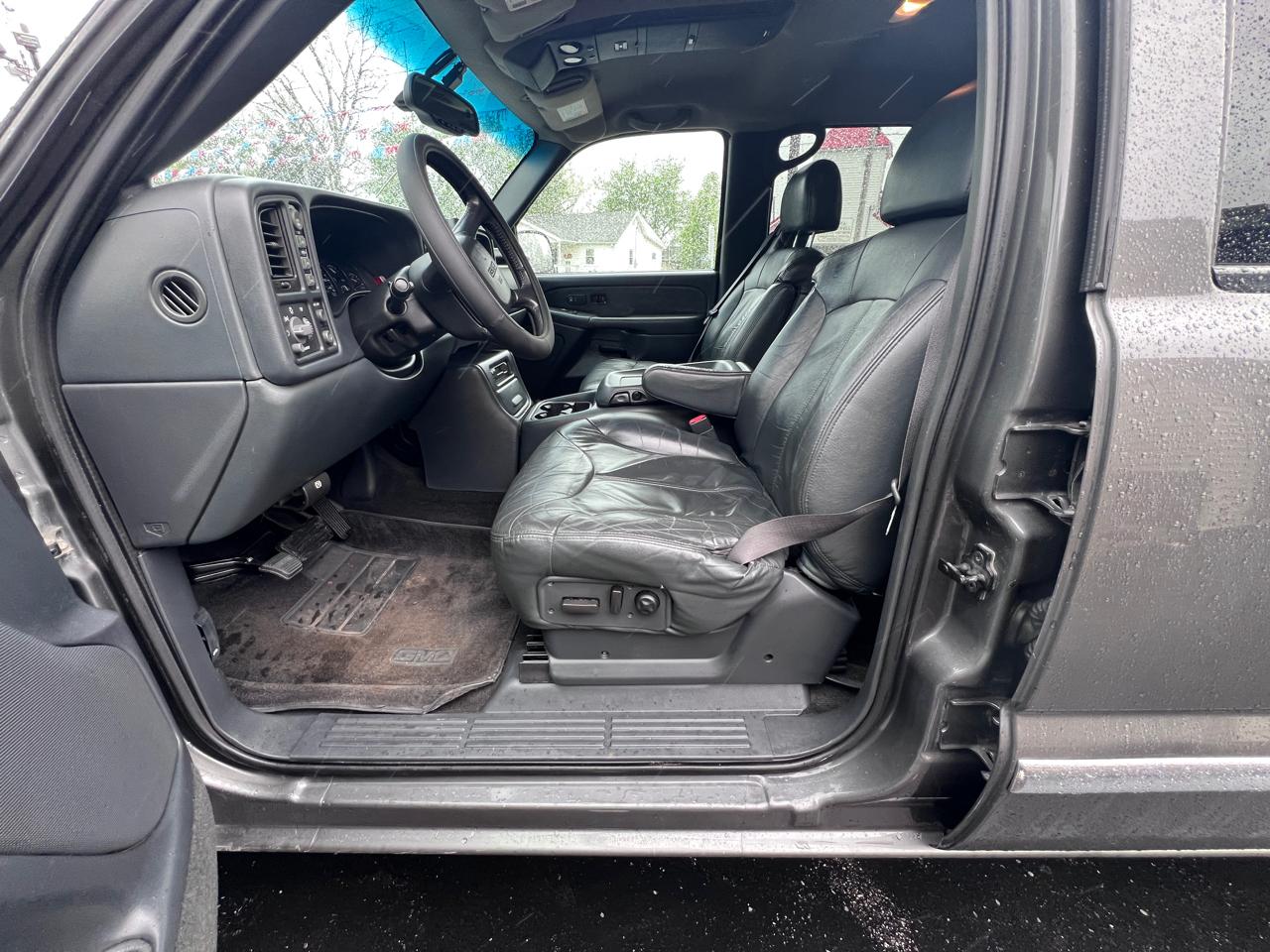 GMC Sierra 1500HD Crew Cab 153.0" WB 4WD SLT 2002