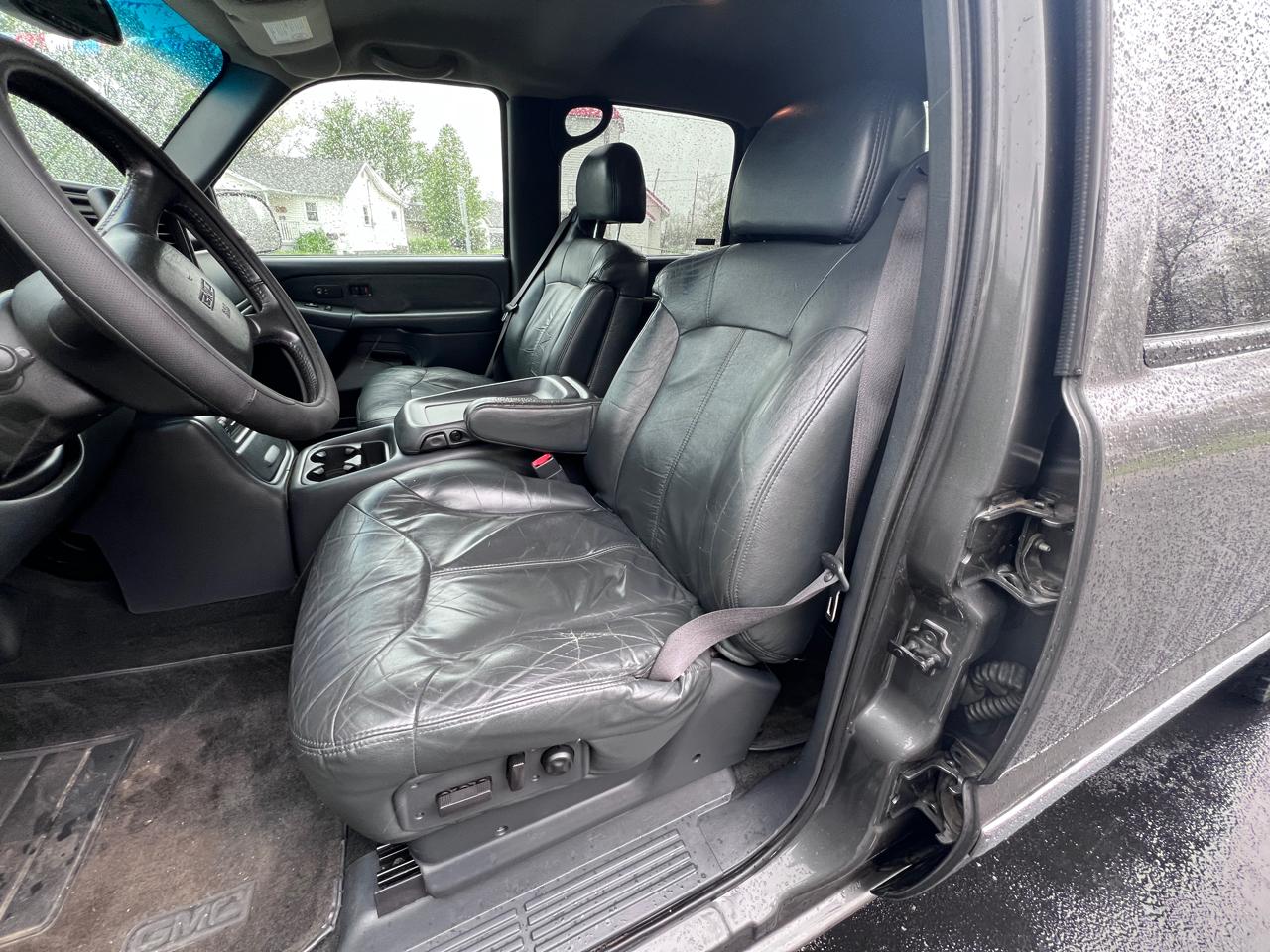 GMC Sierra 1500HD Crew Cab 153.0" WB 4WD SLT 2002