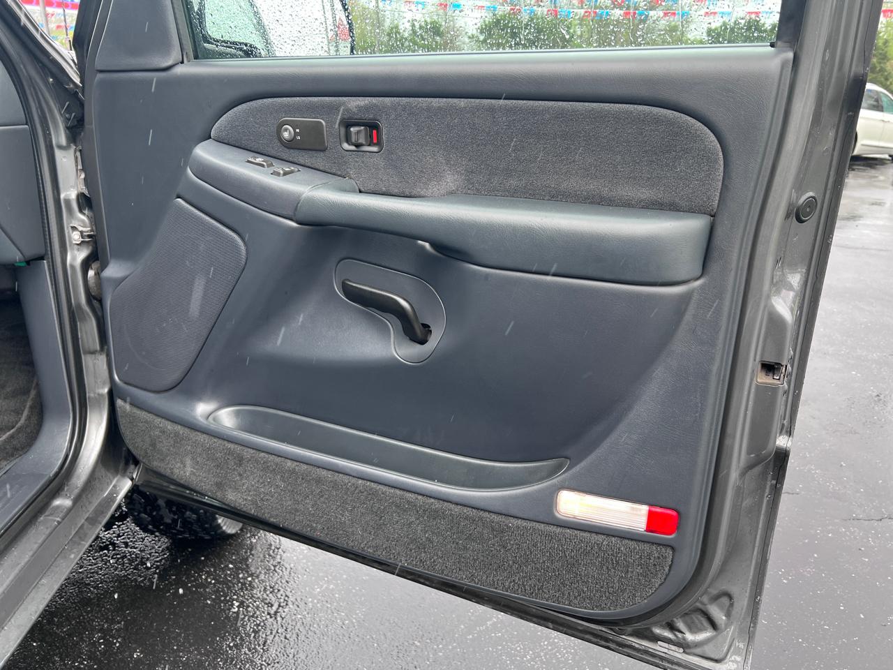 GMC Sierra 1500HD Crew Cab 153.0" WB 4WD SLT 2002