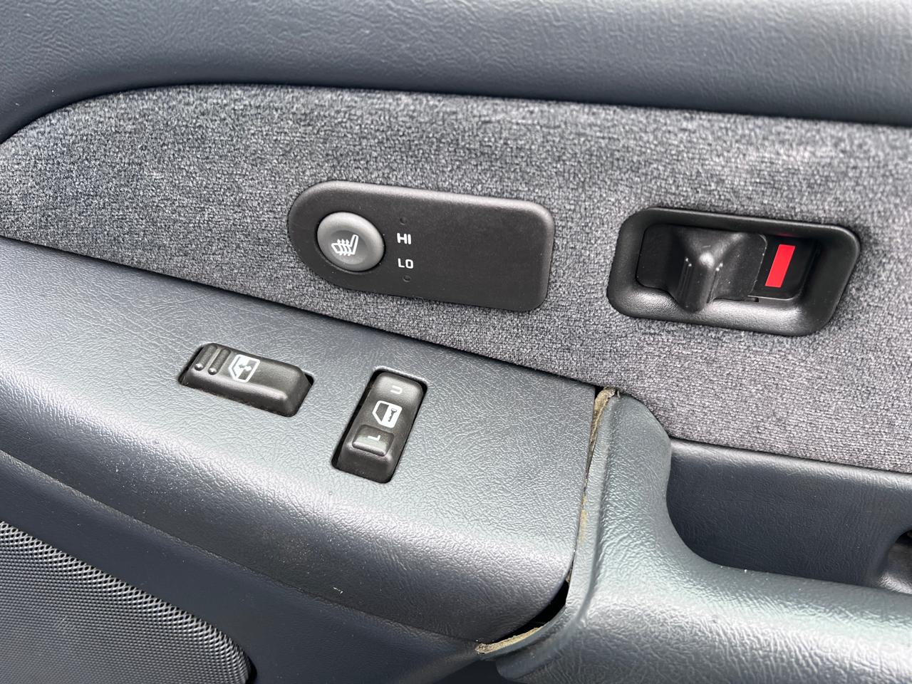 GMC Sierra 1500HD Crew Cab 153.0" WB 4WD SLT 2002