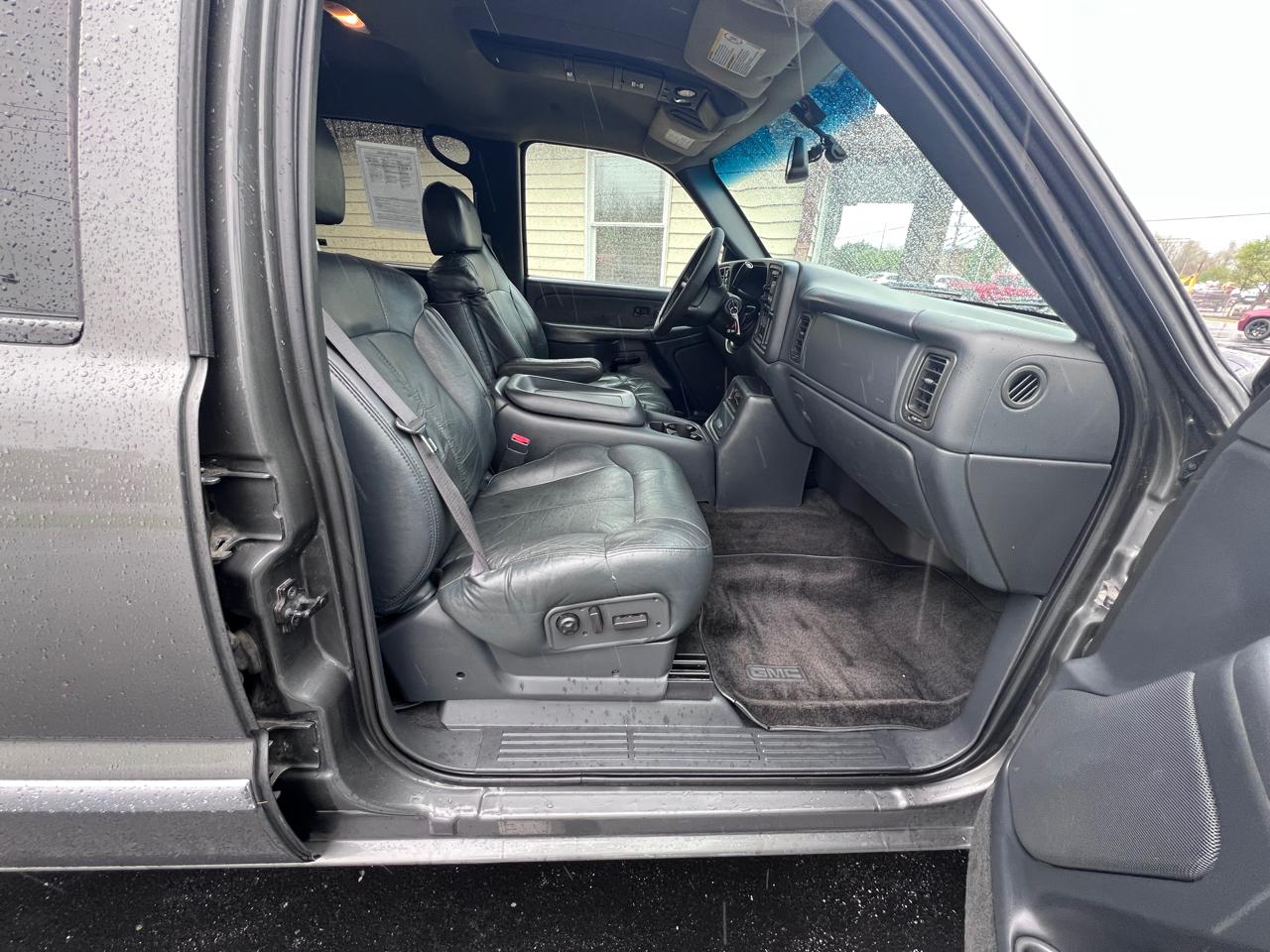 GMC Sierra 1500HD Crew Cab 153.0" WB 4WD SLT 2002