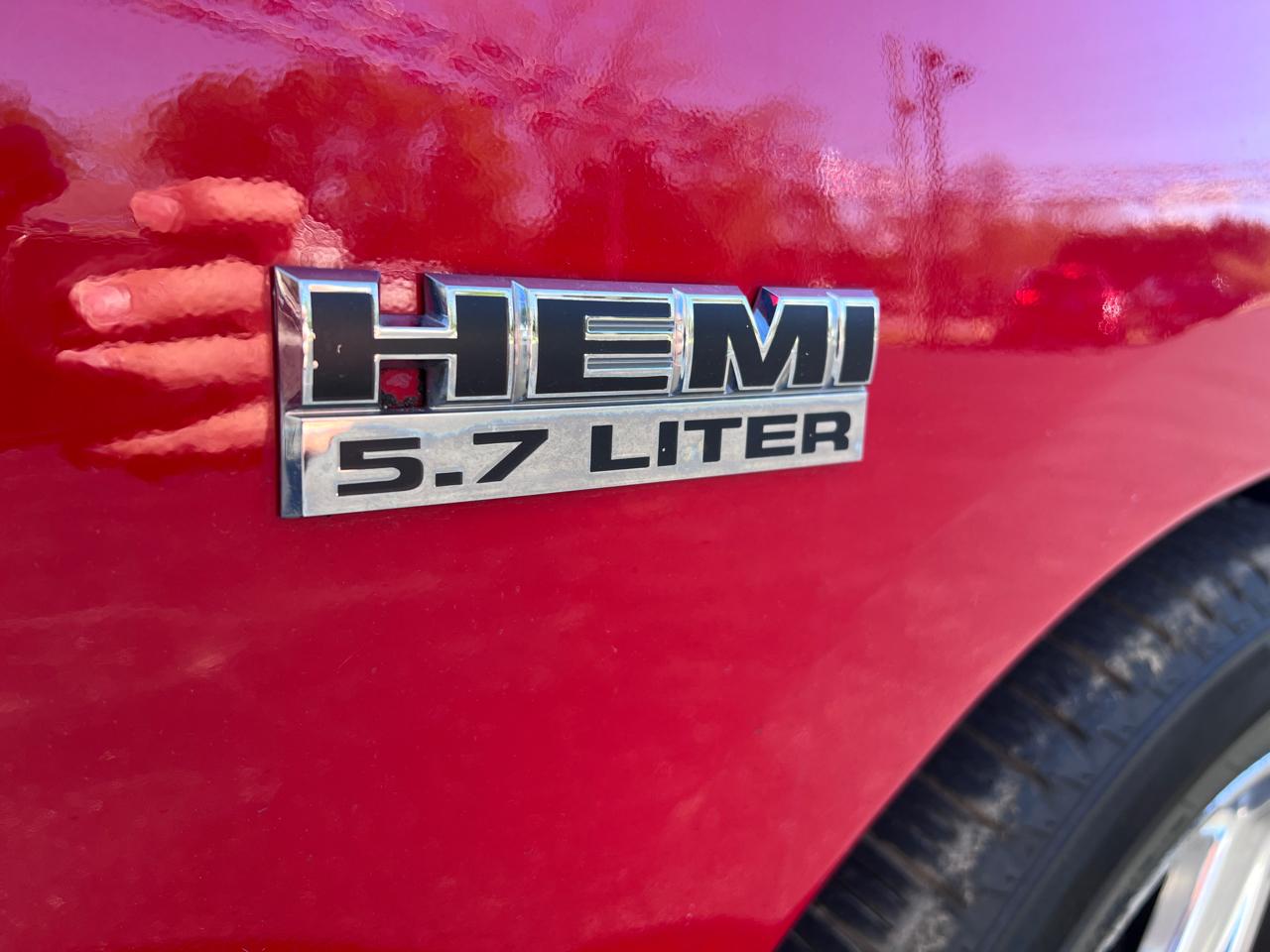 RAM 1500 2WD Reg Cab 120.5" Sport/R/T 2012