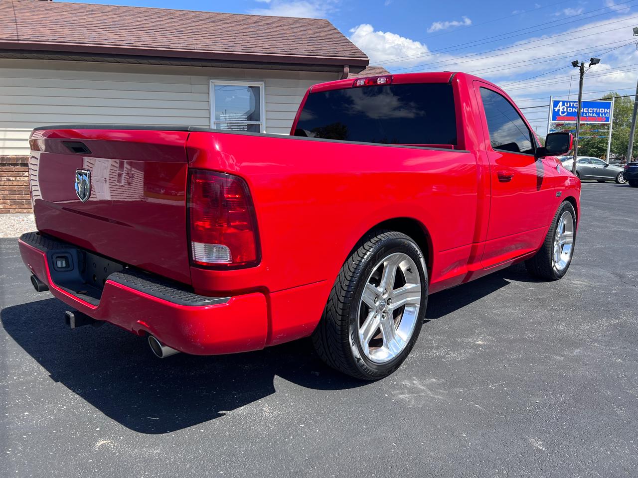 RAM 1500 2WD Reg Cab 120.5" Sport/R/T 2012