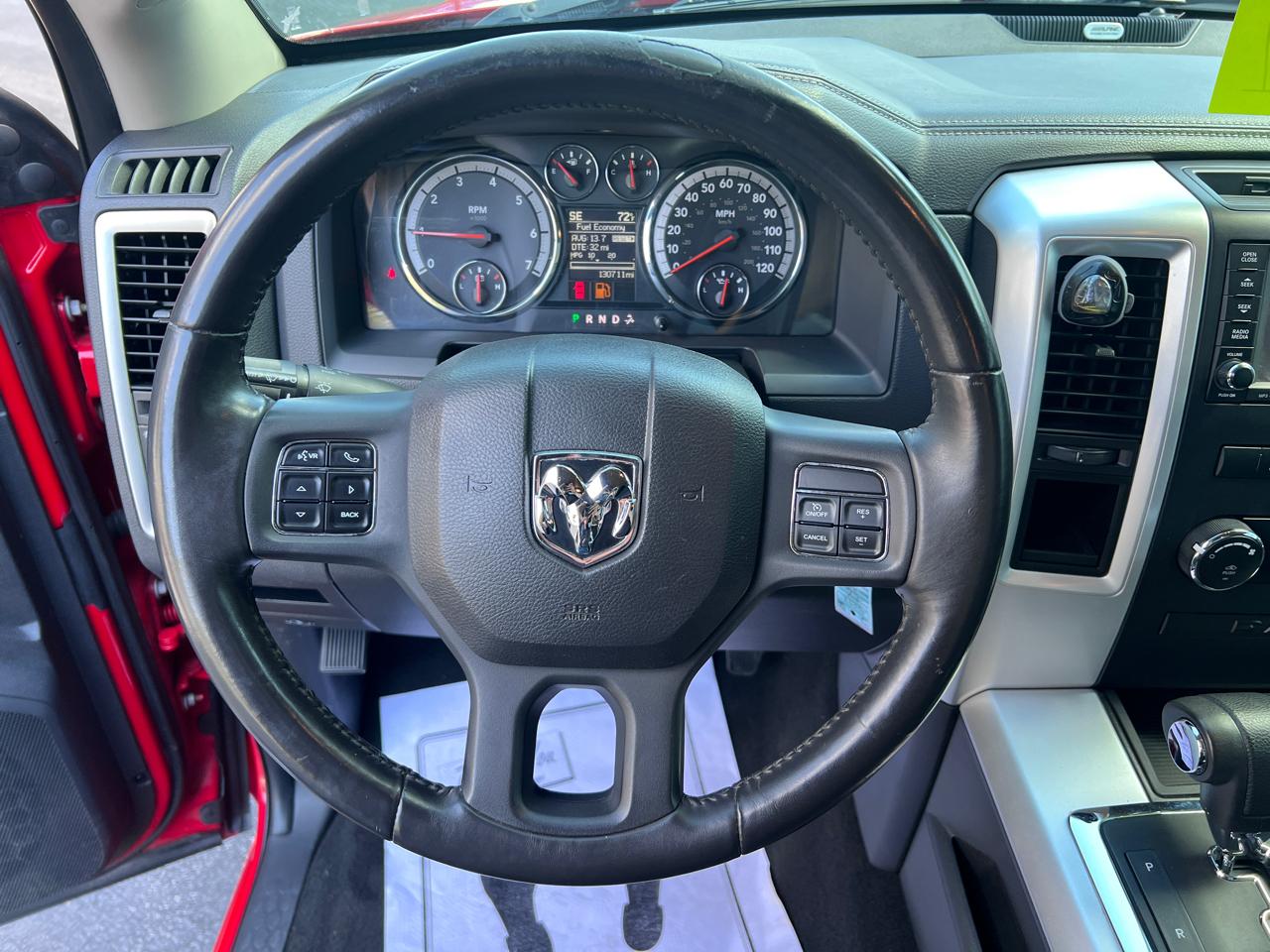 RAM 1500 2WD Reg Cab 120.5" Sport/R/T 2012