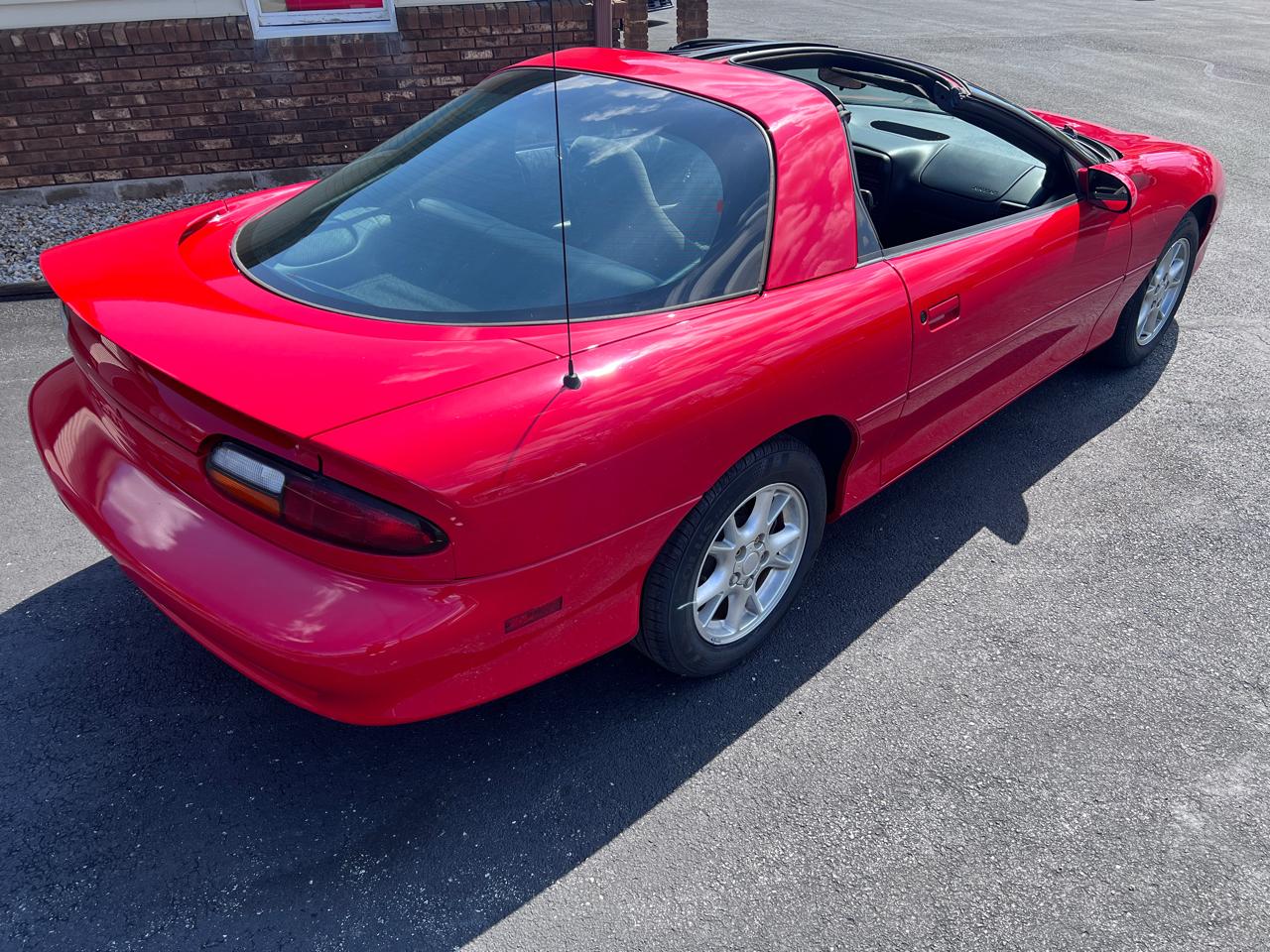 Chevrolet Camaro 2dr Cpe 2001