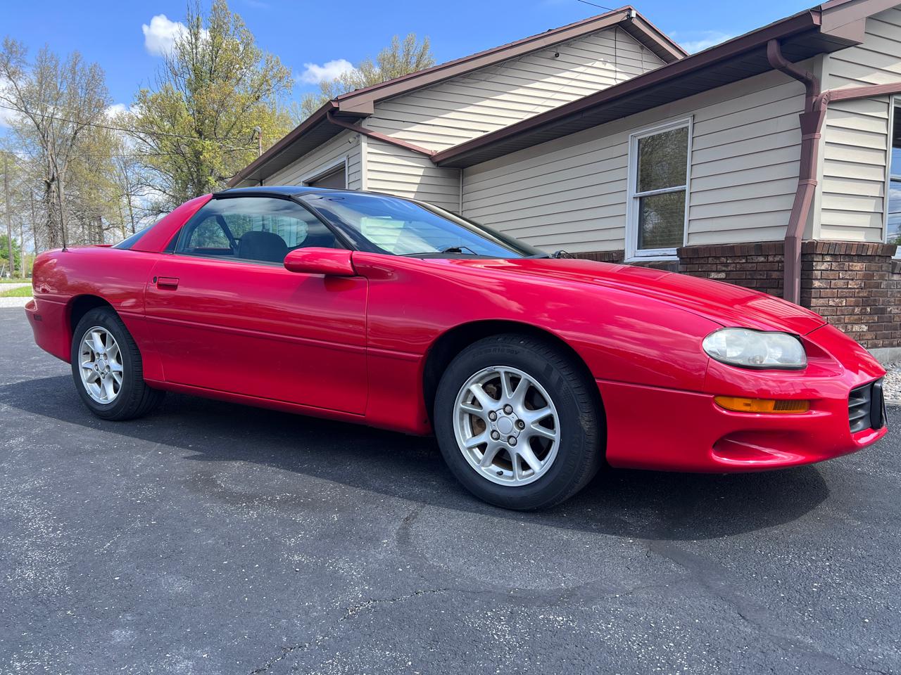 Chevrolet Camaro 2dr Cpe 2001