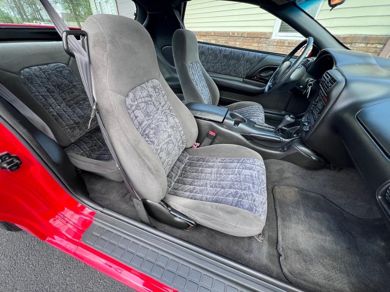 Chevrolet Camaro 2dr Cpe 2001