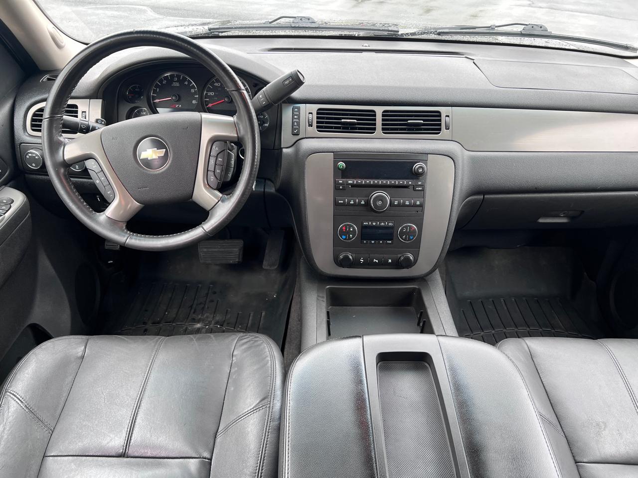 Chevrolet Avalanche 4WD Crew Cab LT 2010
