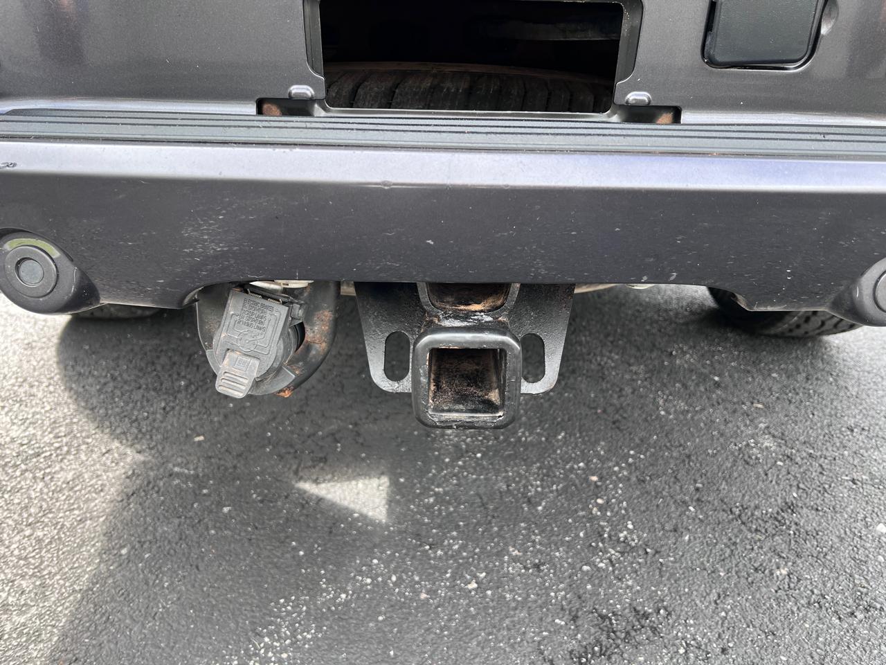 Chevrolet Avalanche 4WD Crew Cab LT 2010