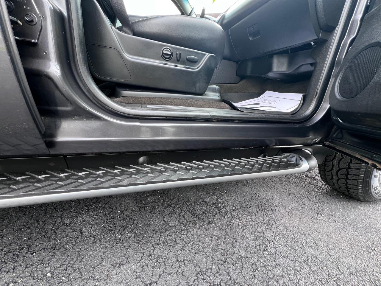 Chevrolet Avalanche 4WD Crew Cab LT 2010