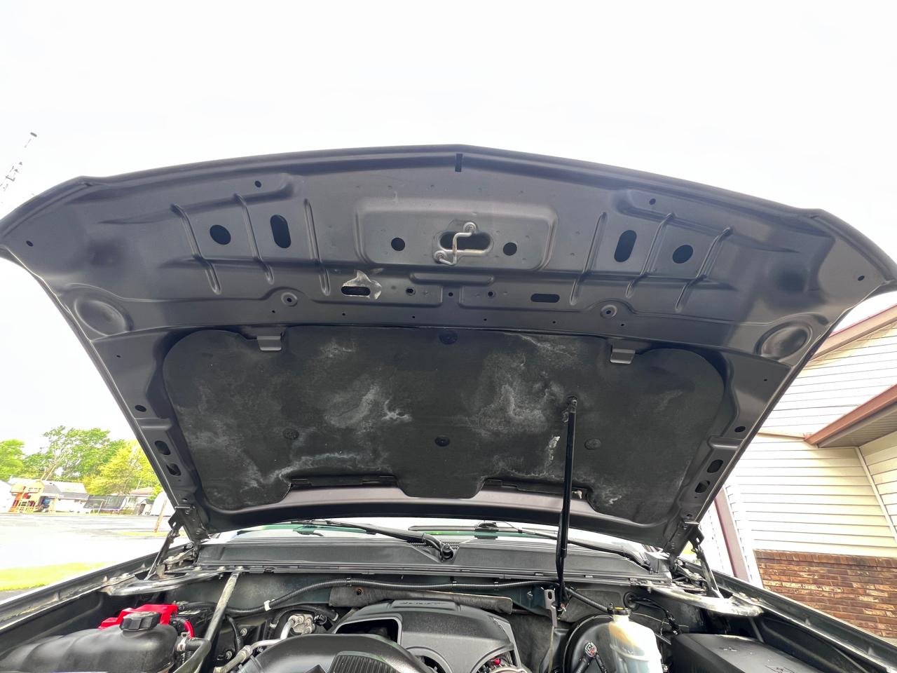 Chevrolet Avalanche 4WD Crew Cab LT 2010