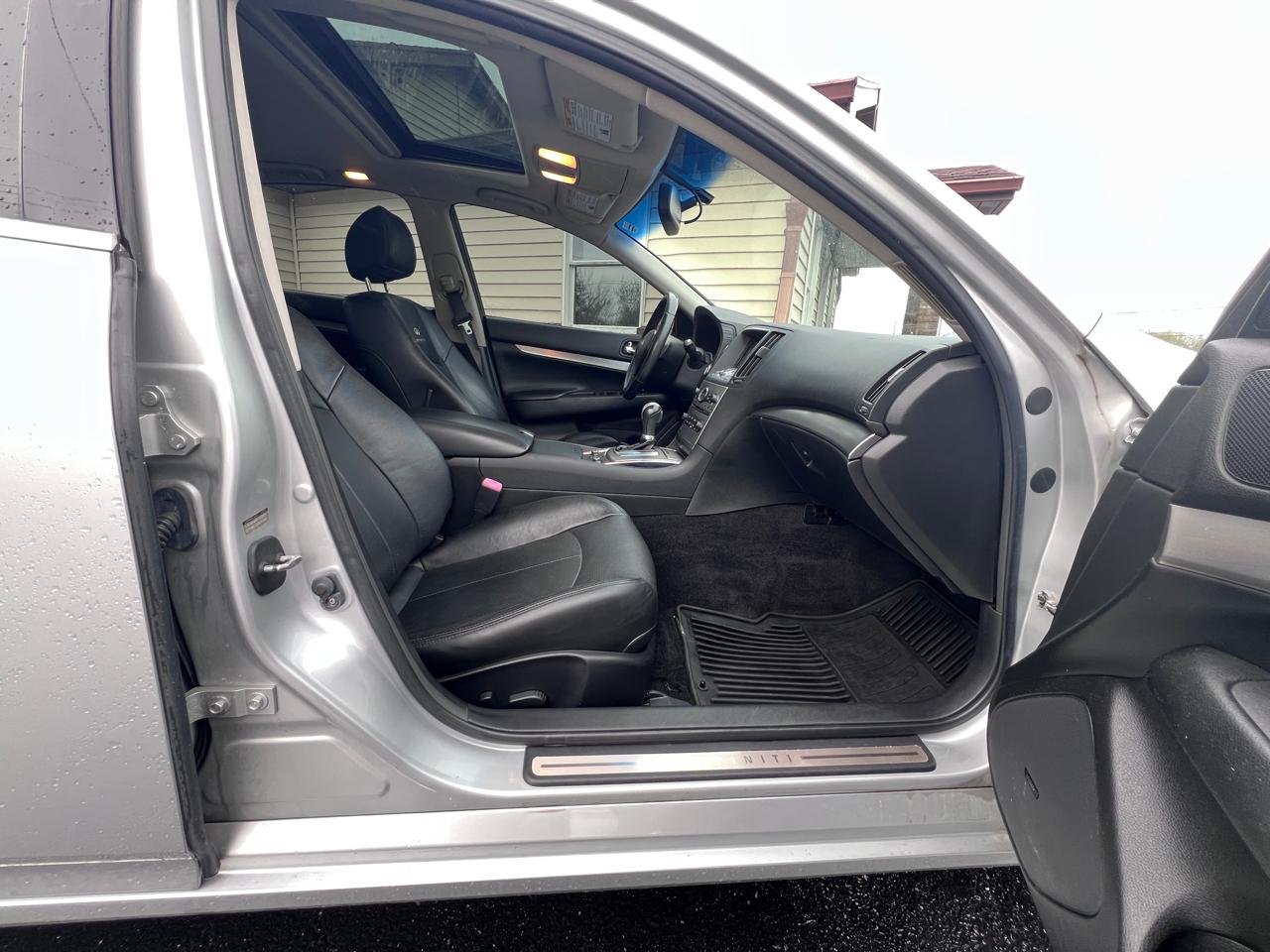 Infiniti G37 Sedan 4dr x AWD 2012
