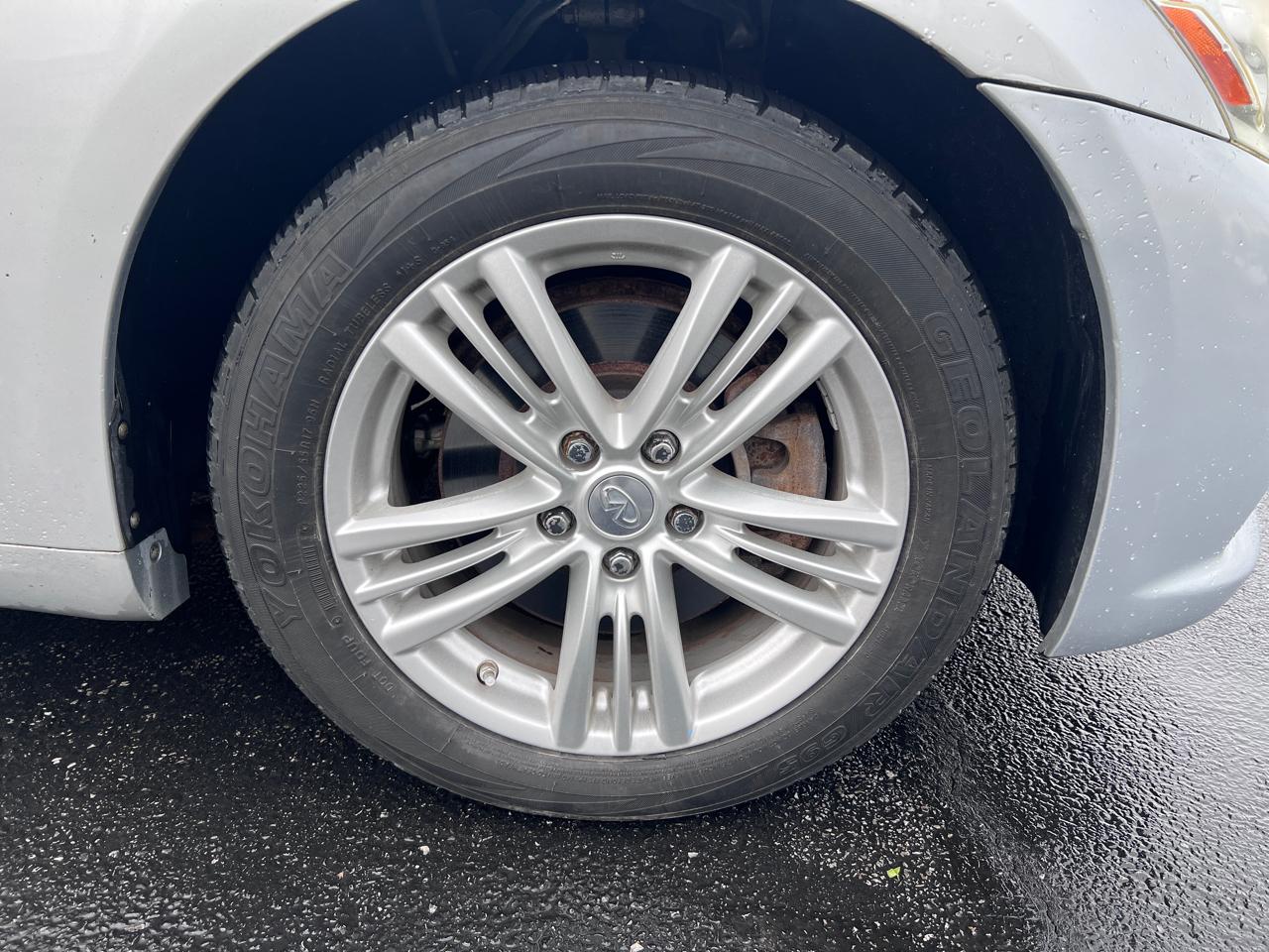 Infiniti G37 Sedan 4dr x AWD 2012