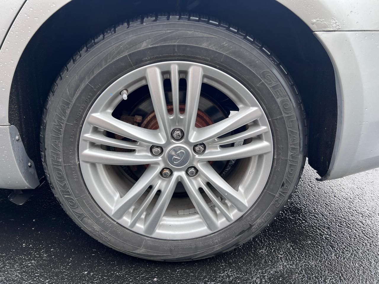 Infiniti G37 Sedan 4dr x AWD 2012